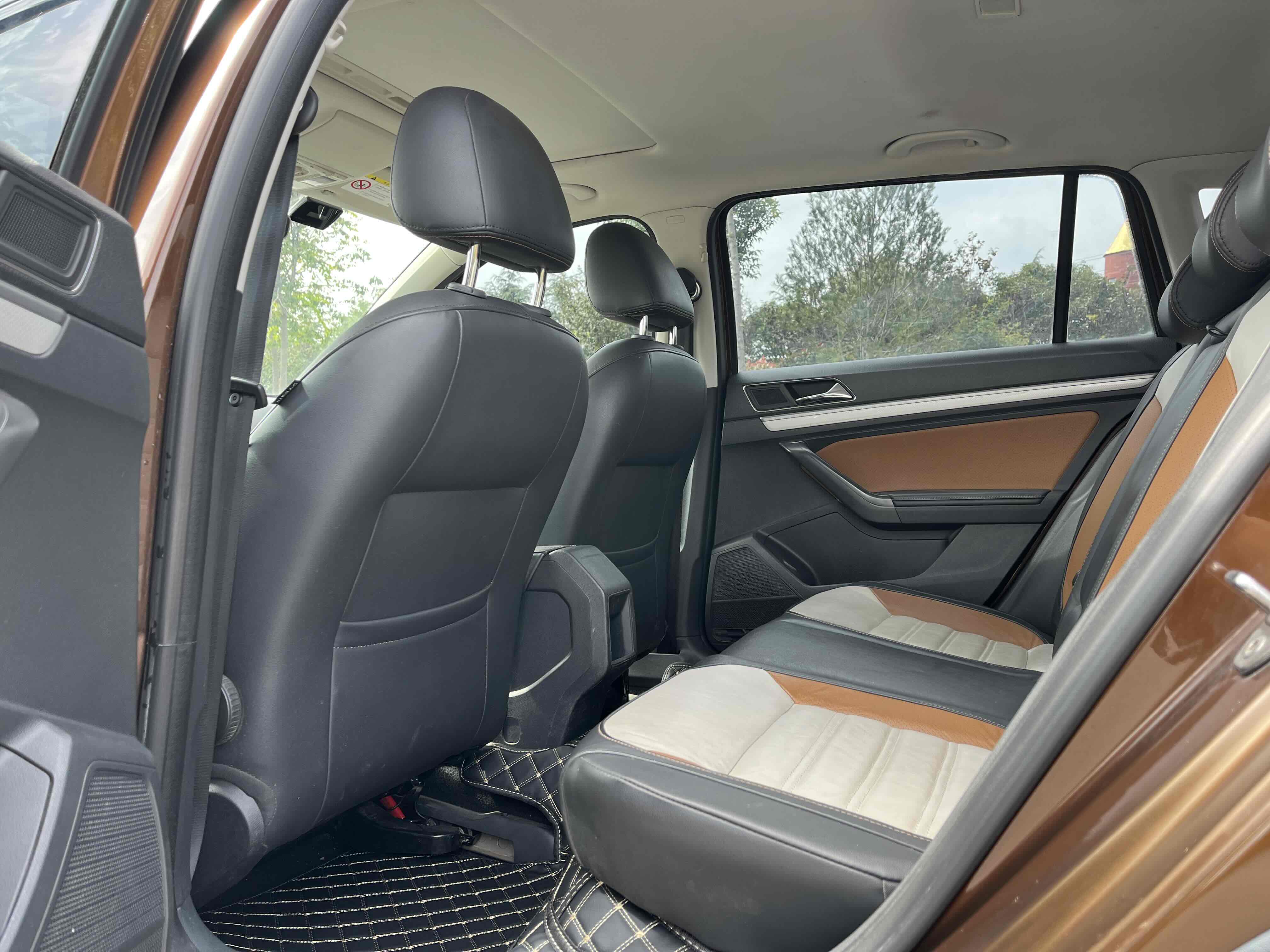 Volkswagen Cross Lavida 2016 immagine di auto #10