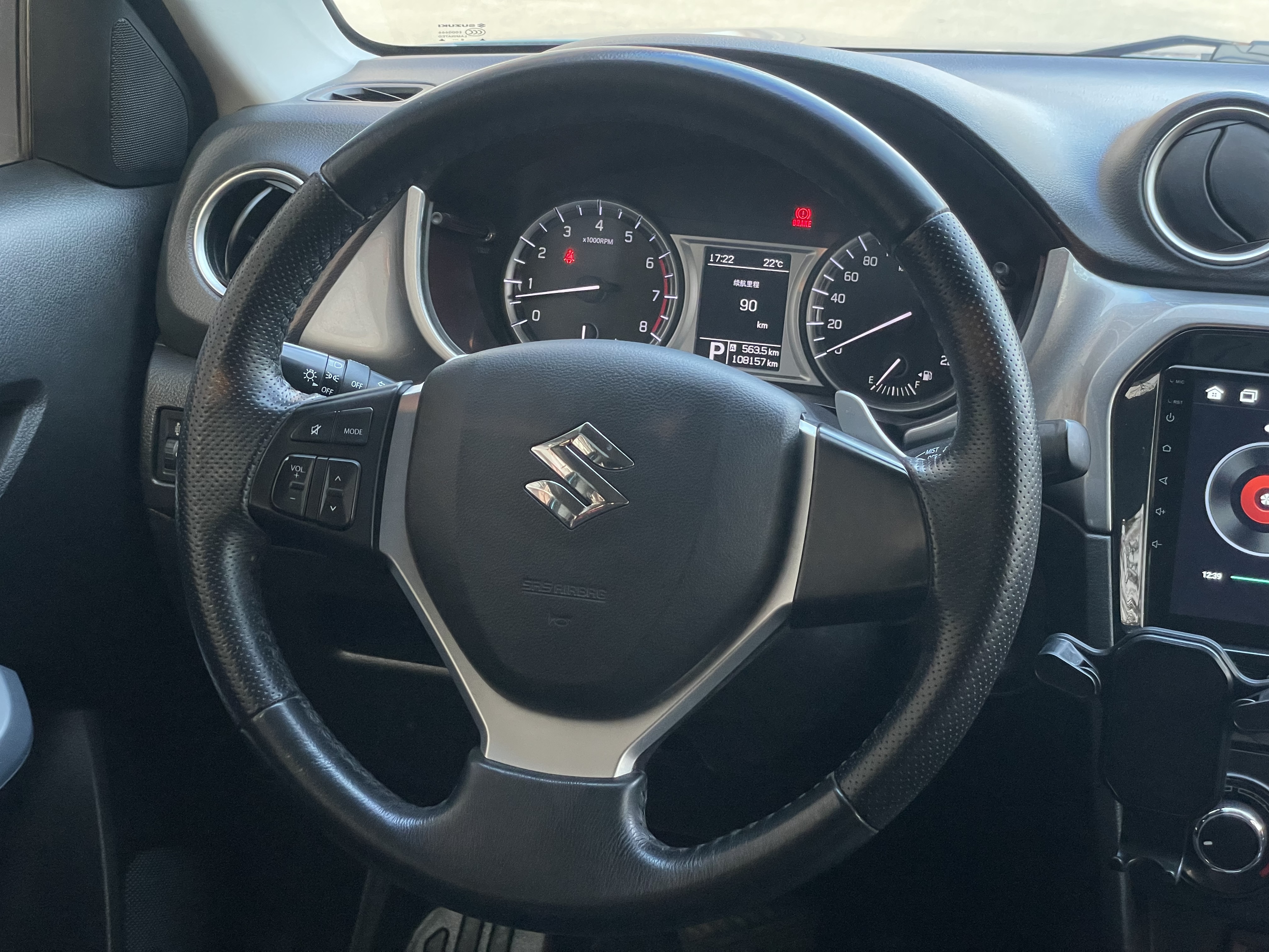 Suzuki Vitara 2016 image de voiture #10