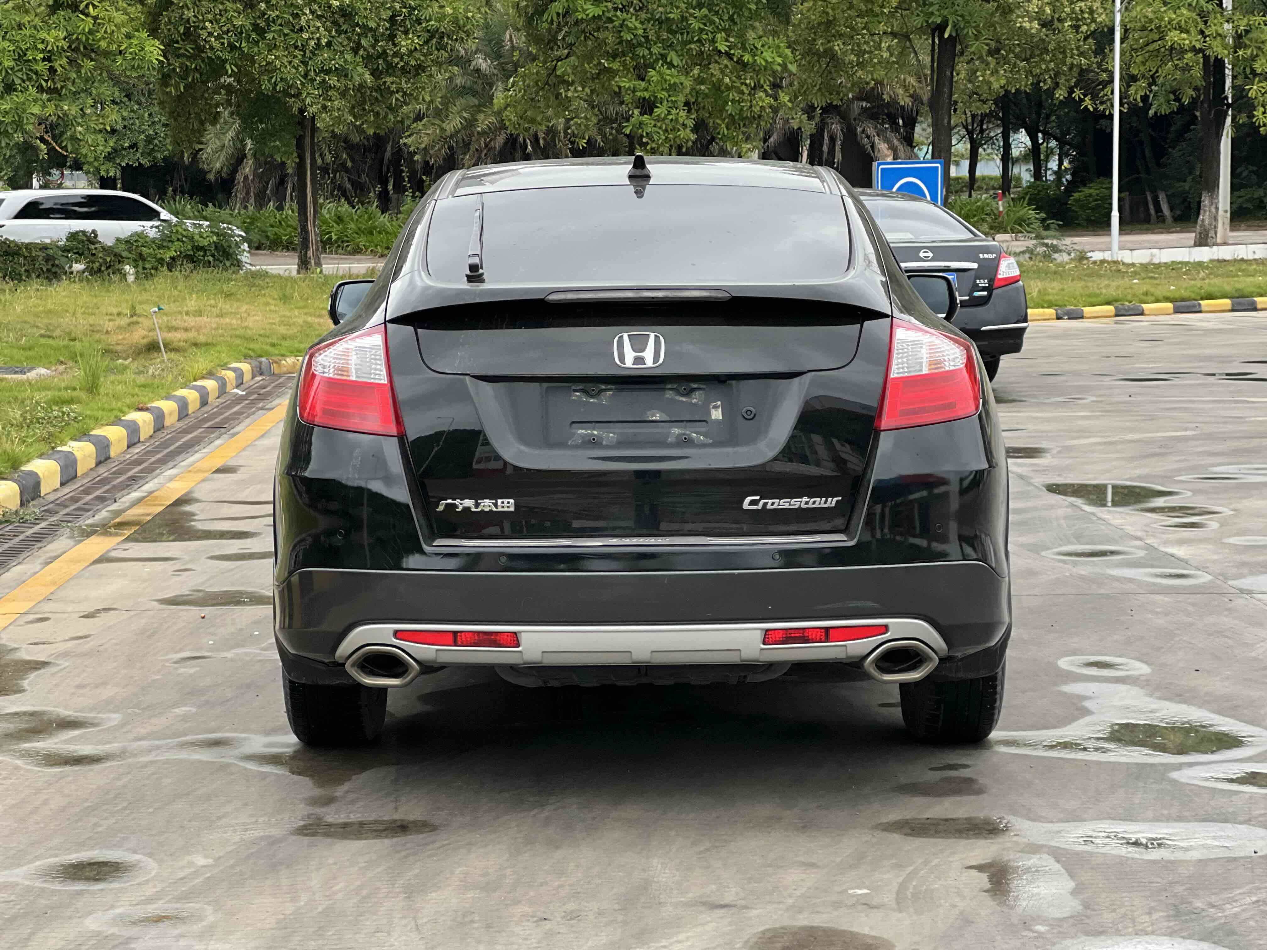 Honda CROSSTOUR 2016 car image #10