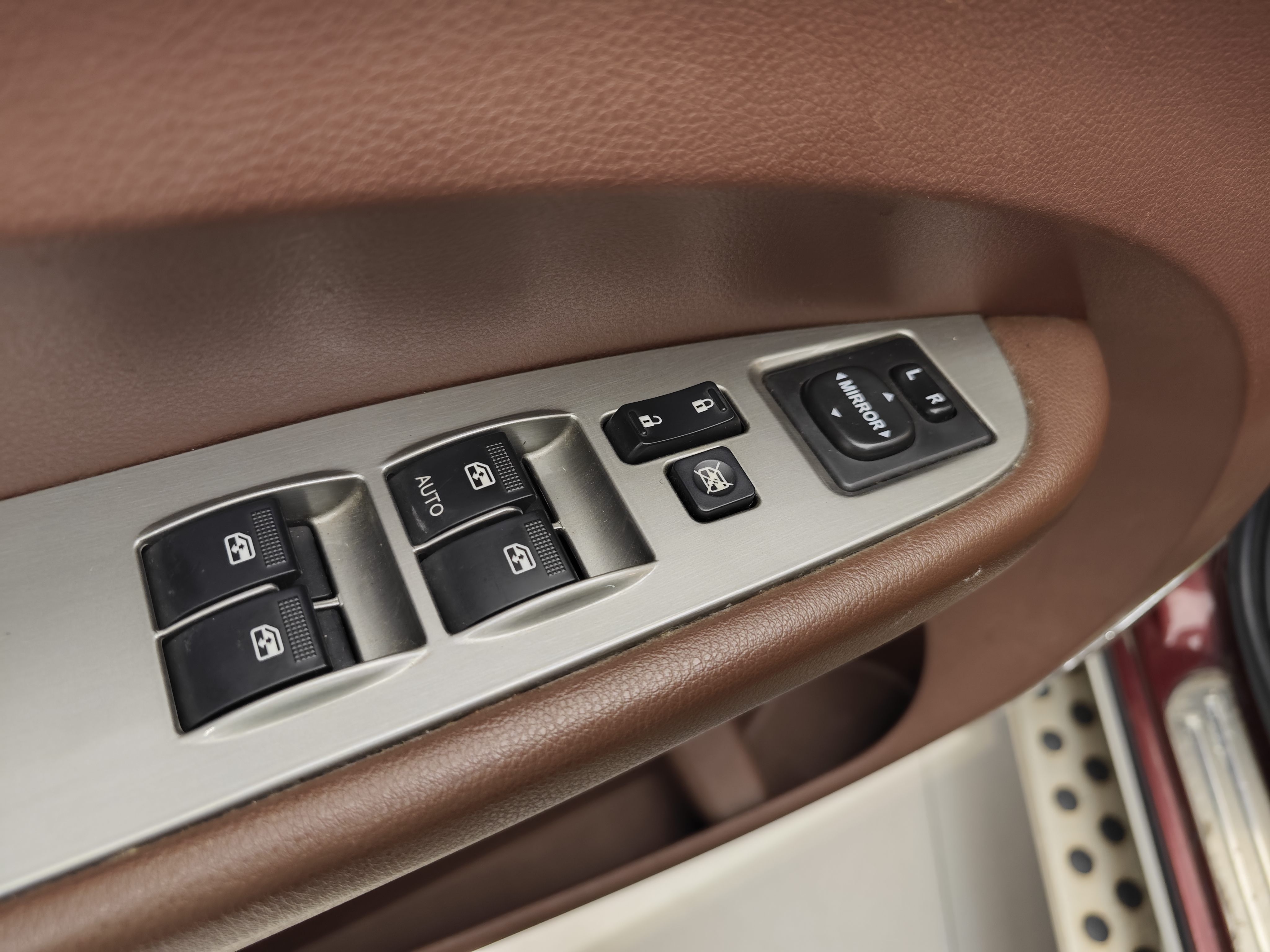 Forthing JOYEAR X5 2016 imagen de coche #10