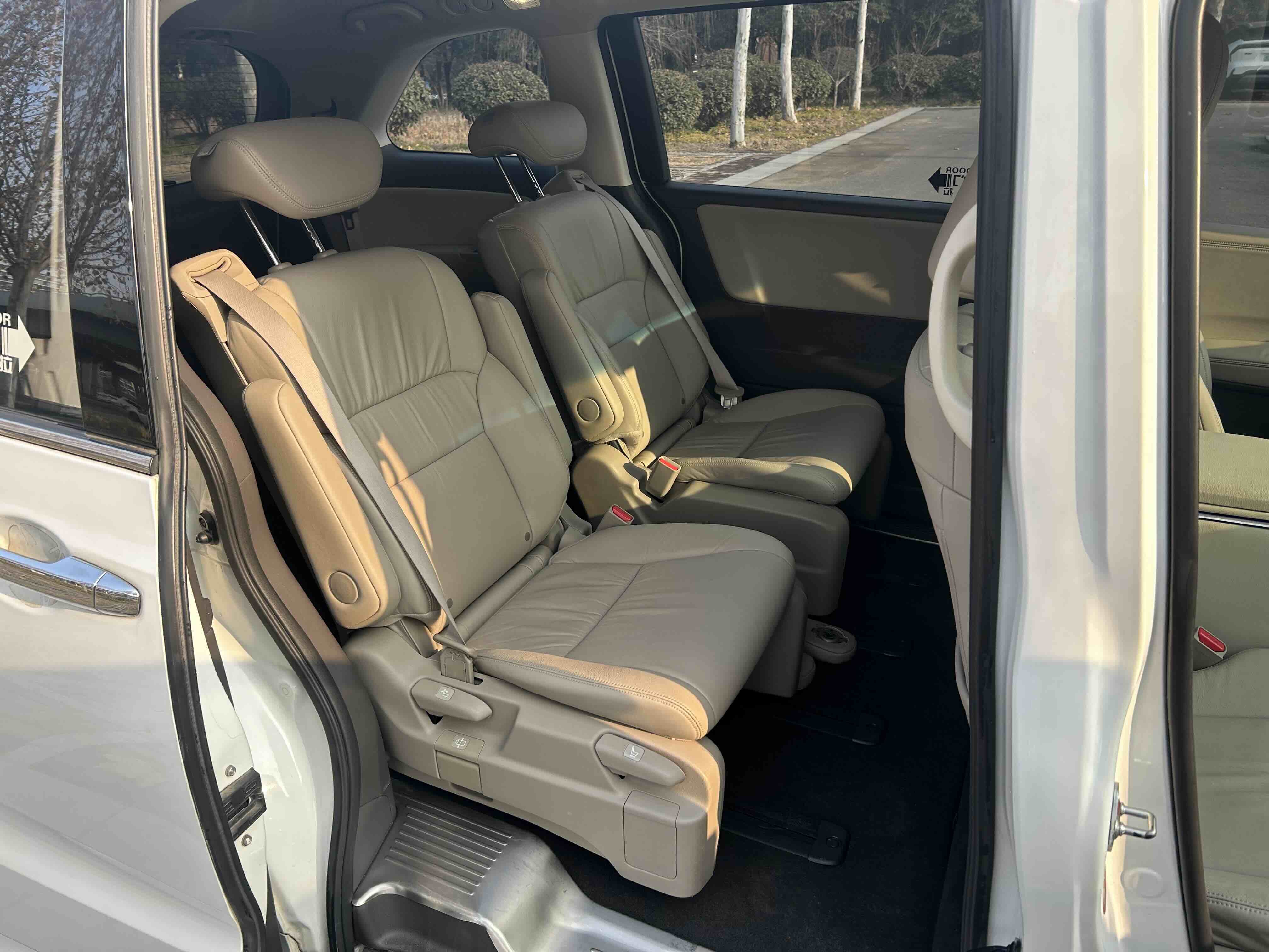 Honda ODYSSEY 2017 car image #10