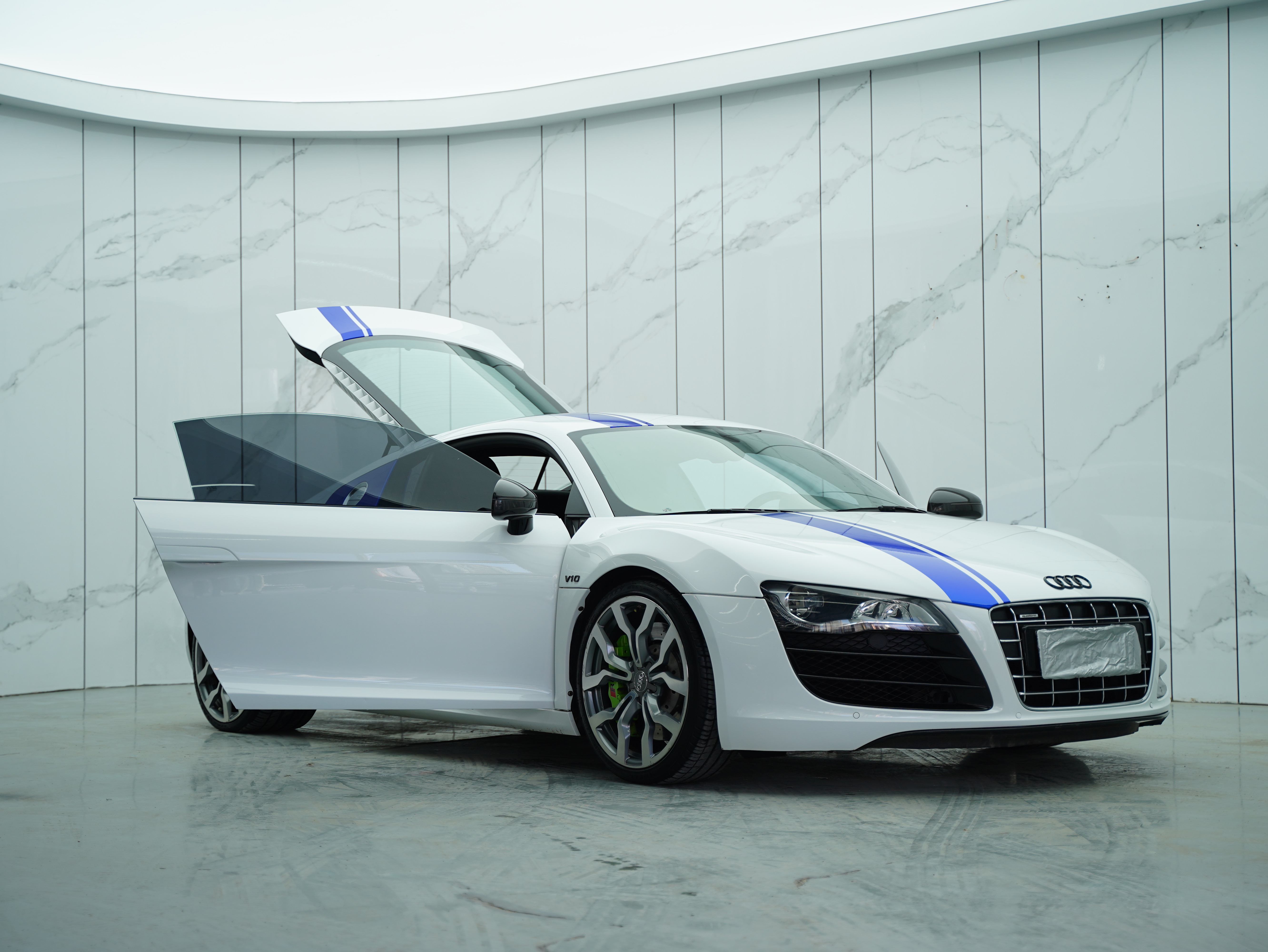 Audi R8 2013 #10 Audi R8 2013 car image #10