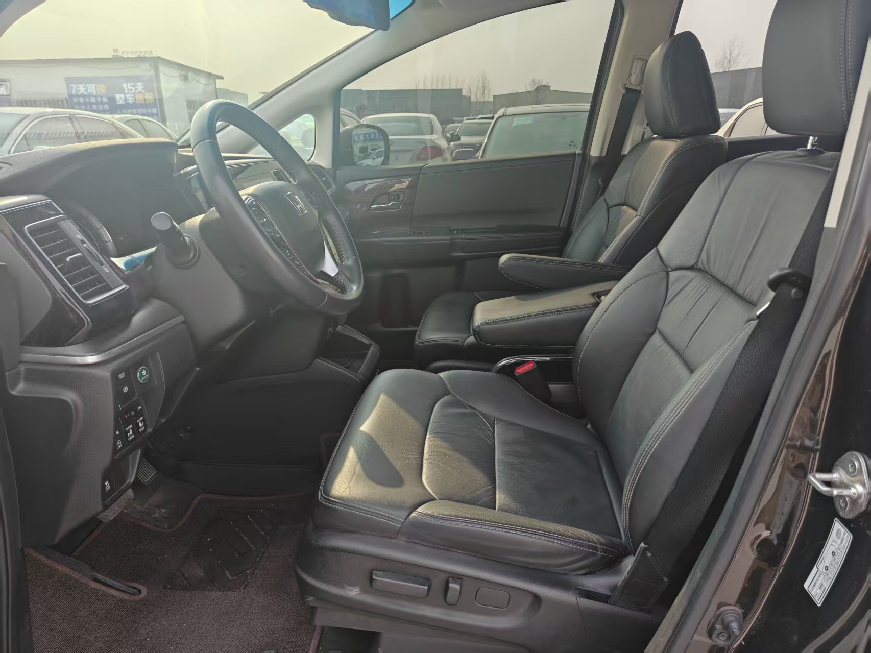 Honda Elysion 2018 صورة سيارة #10