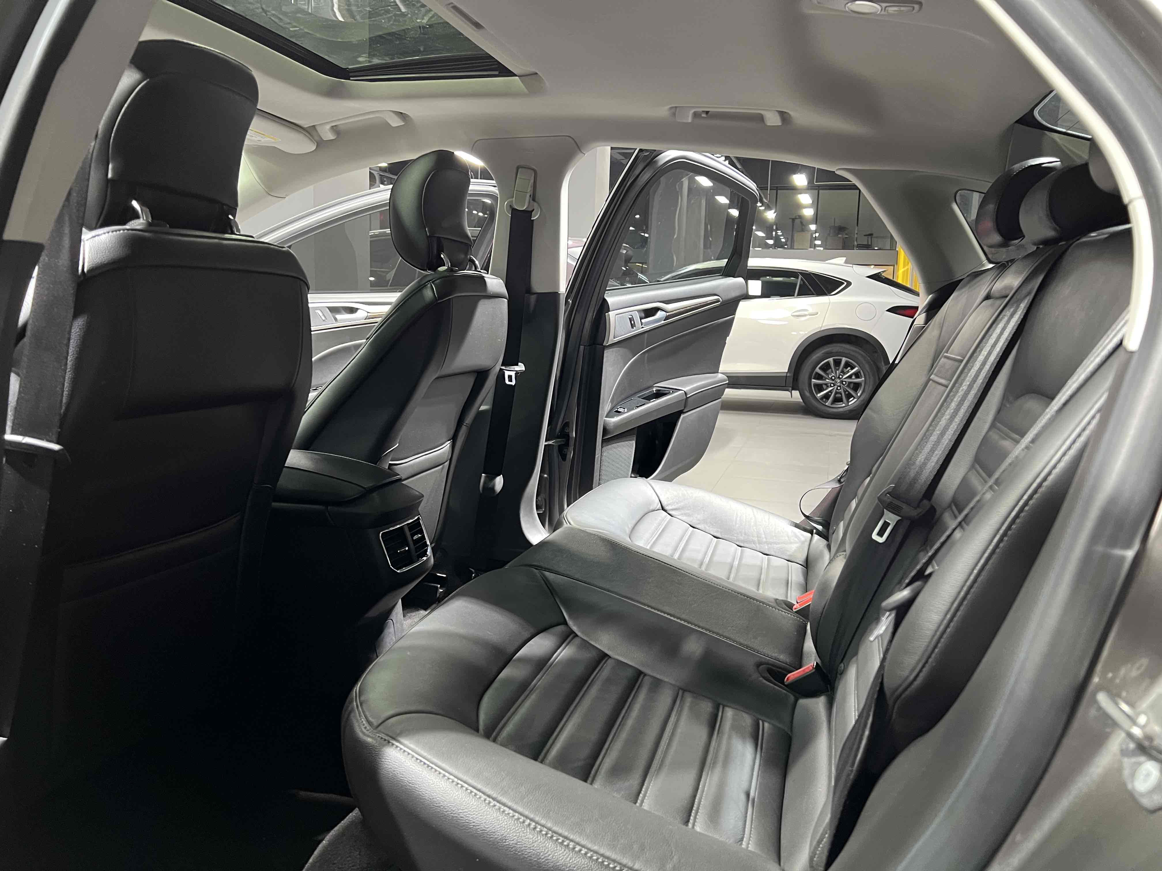 Ford Zhisheng 2016 #10 Ford Zhisheng 2016 car image #10