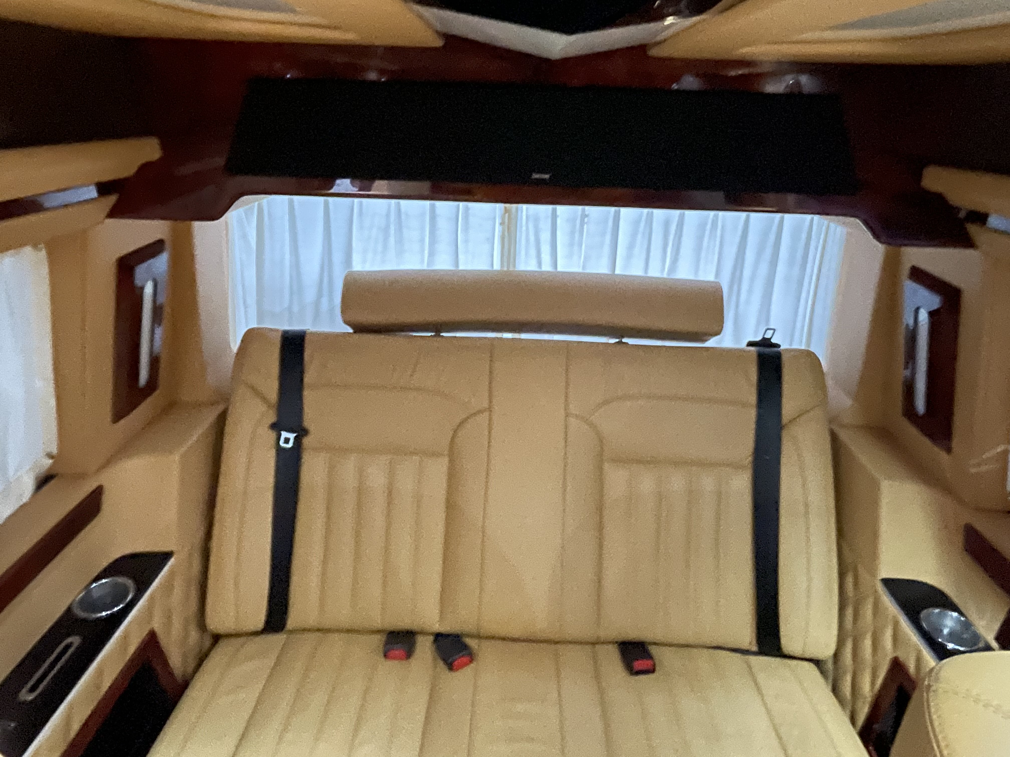 Volkswagen Caravelle 2018 immagine di auto #10