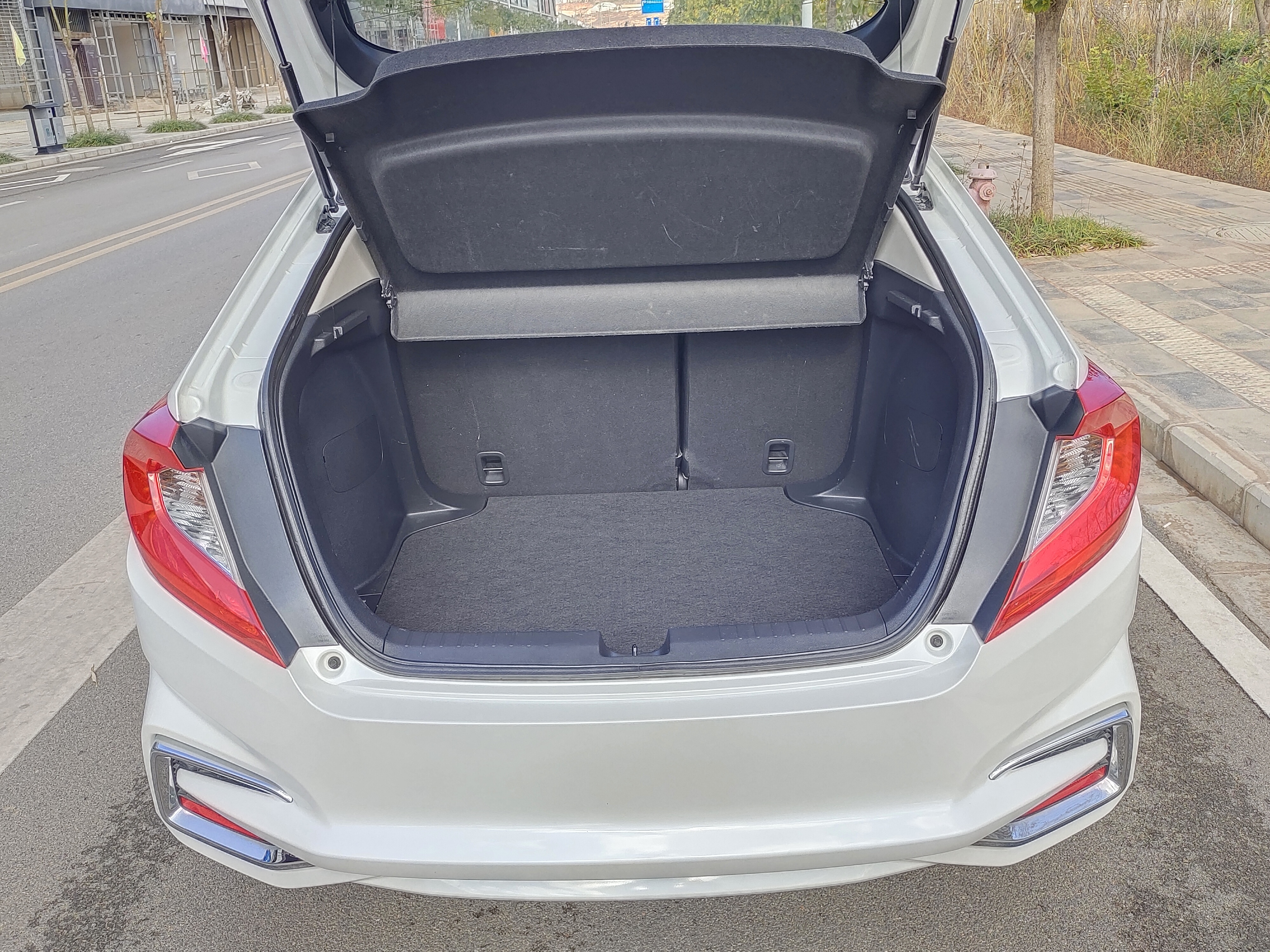 Honda Gienia 2018 car image #10