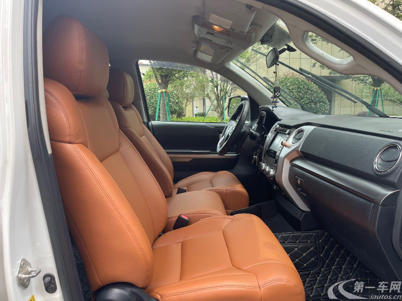 Toyota Tundra 2015 immagine di auto #10