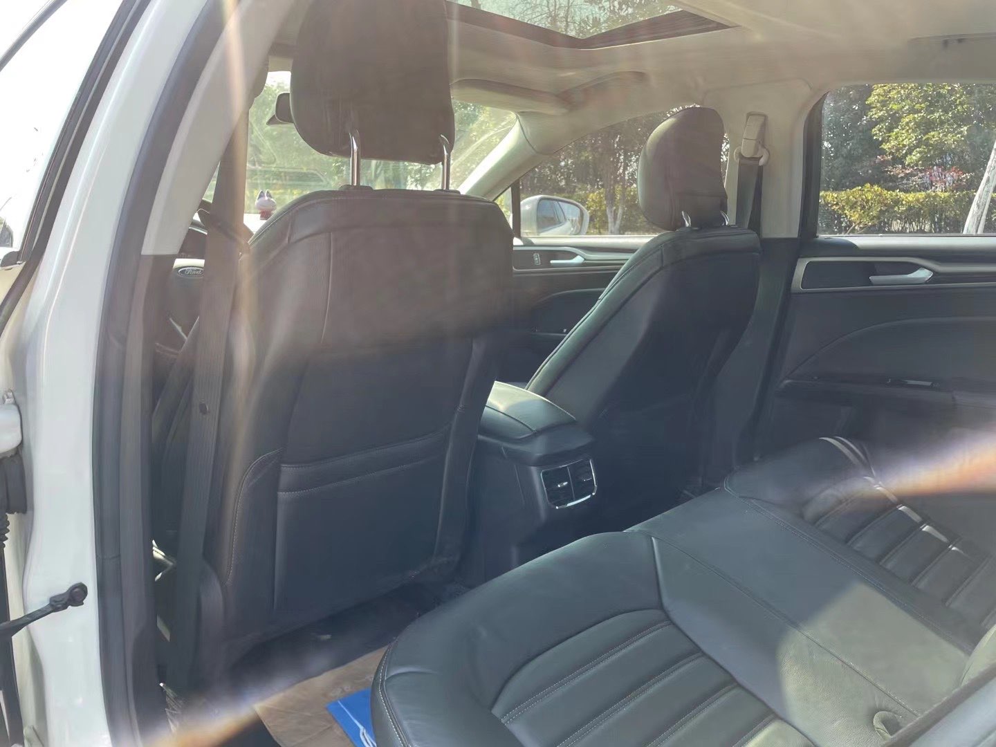 Ford Zhisheng 2014 #10 Ford Zhisheng 2014 car image #10