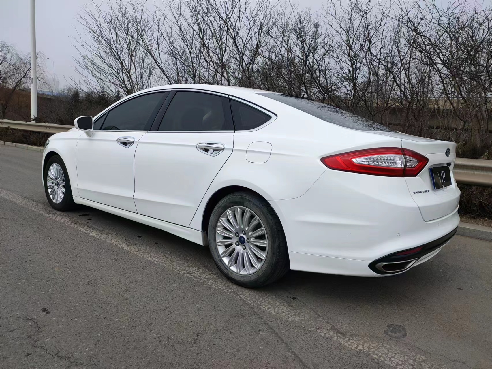 Ford Zhisheng 2014 #10 Ford Zhisheng 2014 car image #10