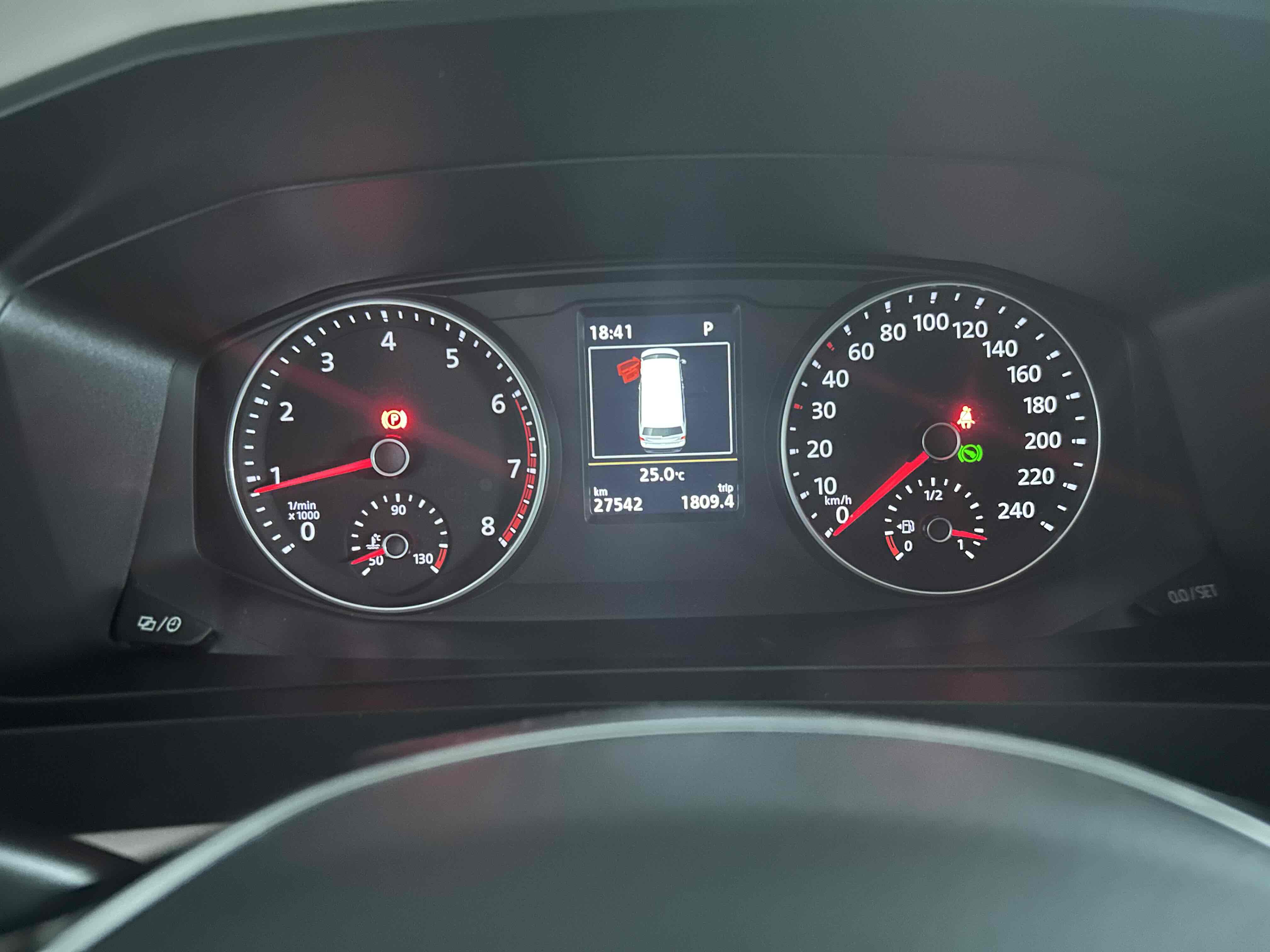 Volkswagen Caravelle 2020 car image #10