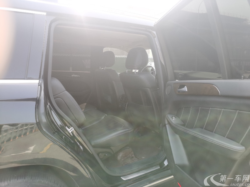 Mercedes-Benz GL Class 2015 #10 Mercedes-Benz GL Class 2015 car image #10