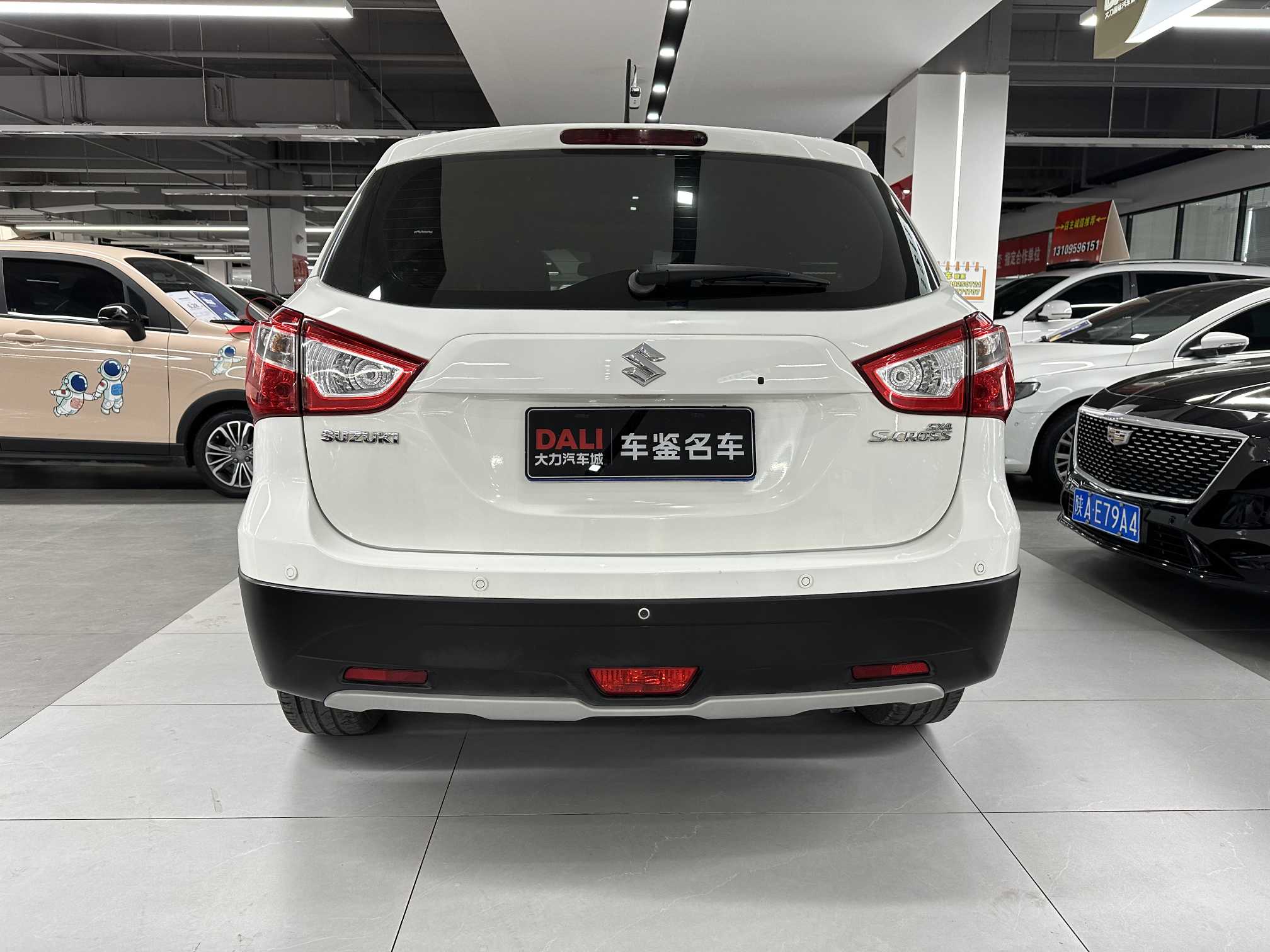 Suzuki S-Cross 2014 immagine di auto #10