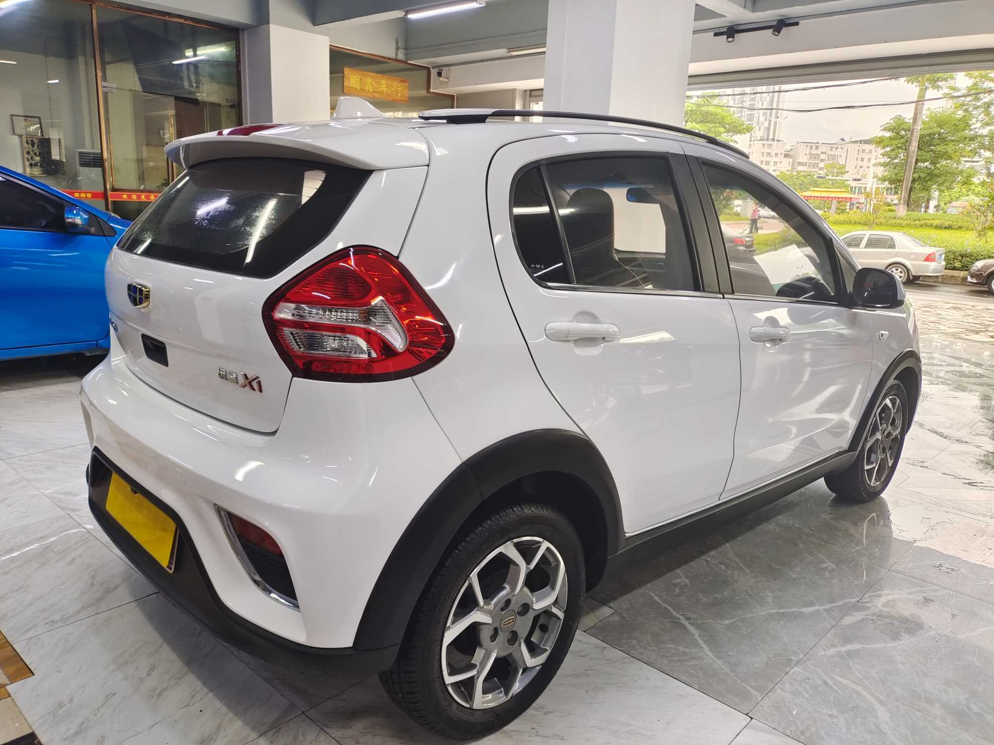 GEELY Vision X1 2018 #10 GEELY Vision X1 2018 car image #10