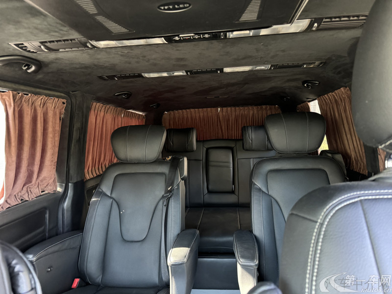 Volkswagen Caravelle 2017 car image #10