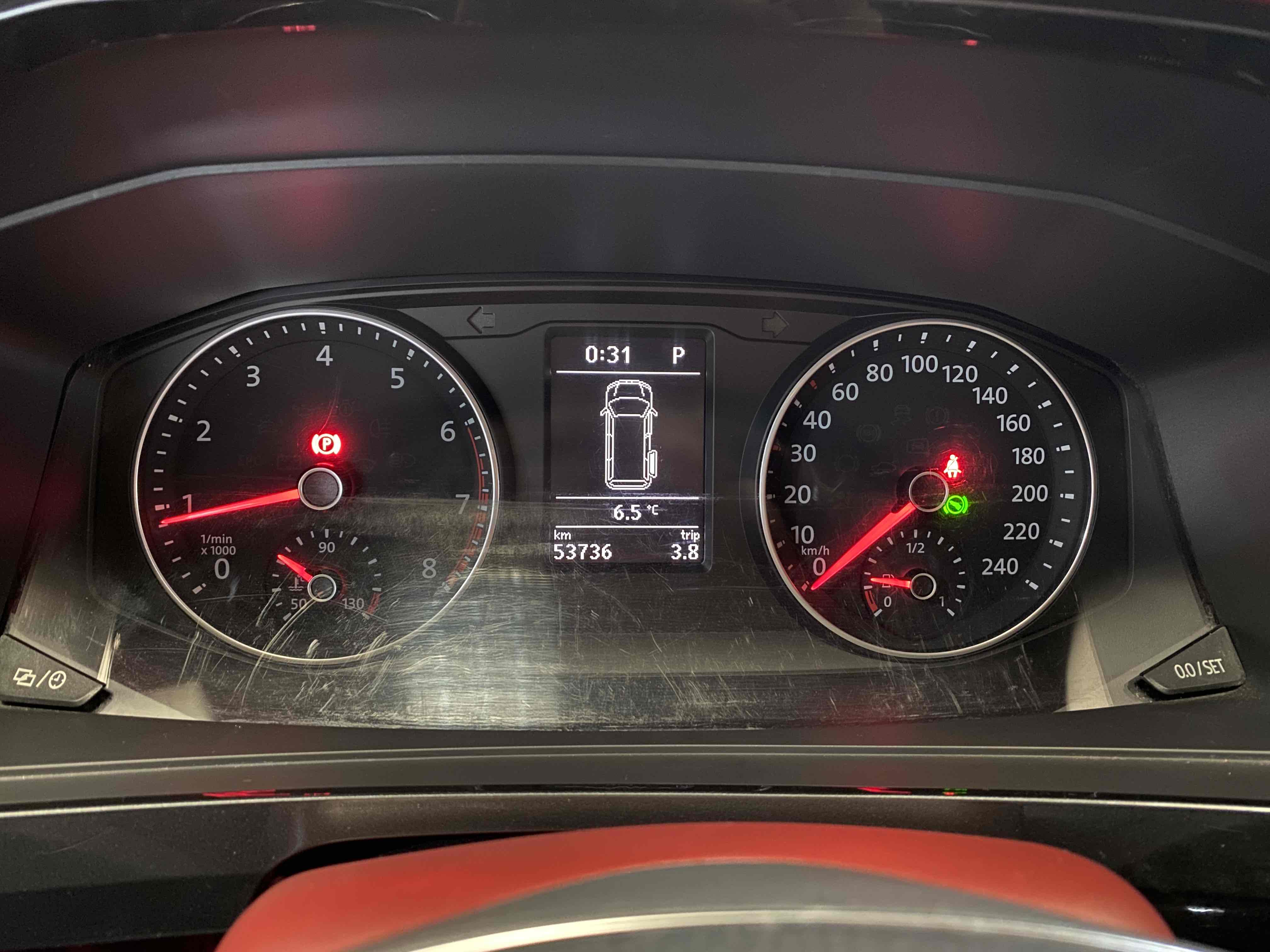 Volkswagen Caravelle 2019 car image #10