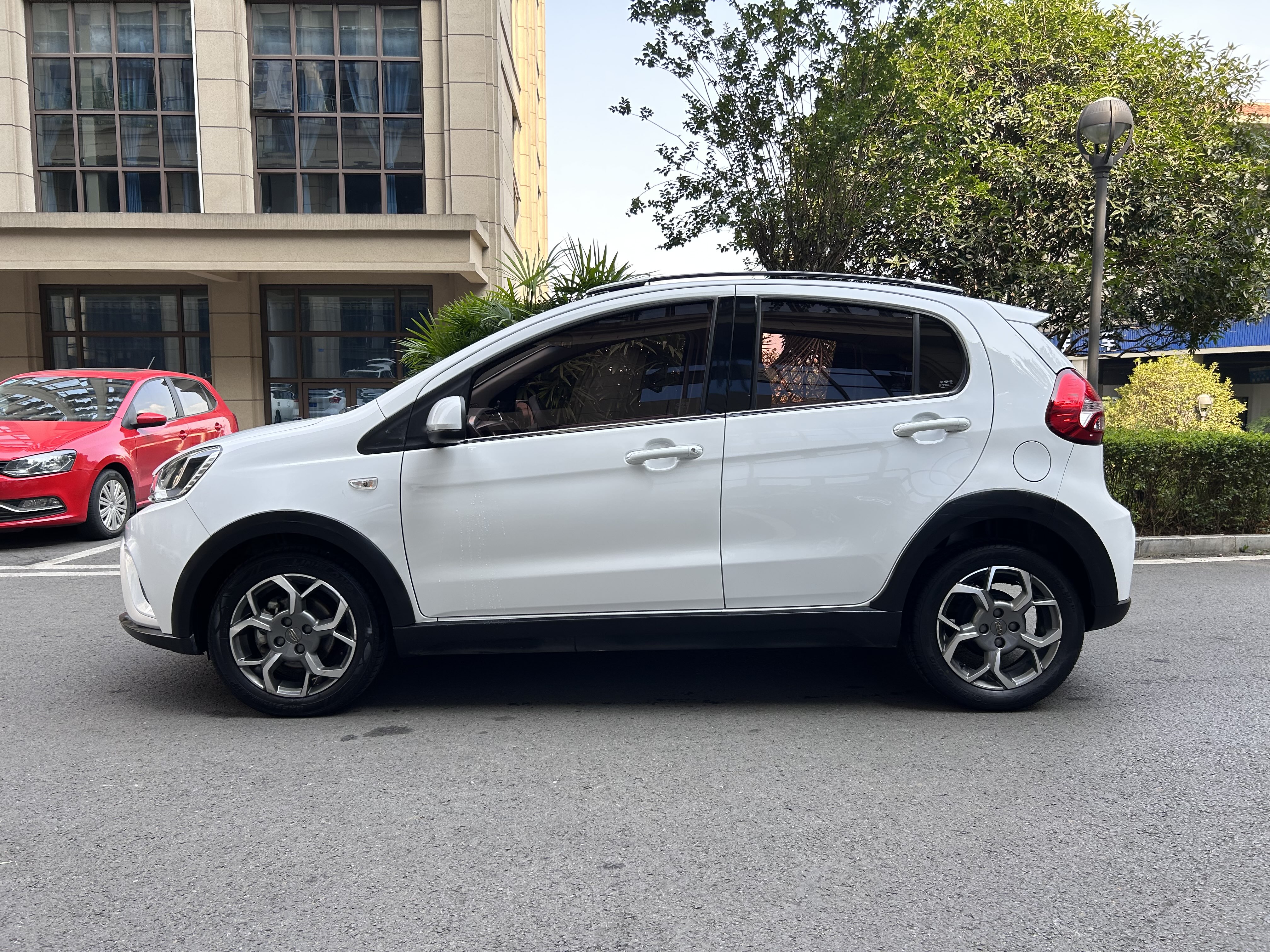 GEELY Vision X1 2018 car image #10