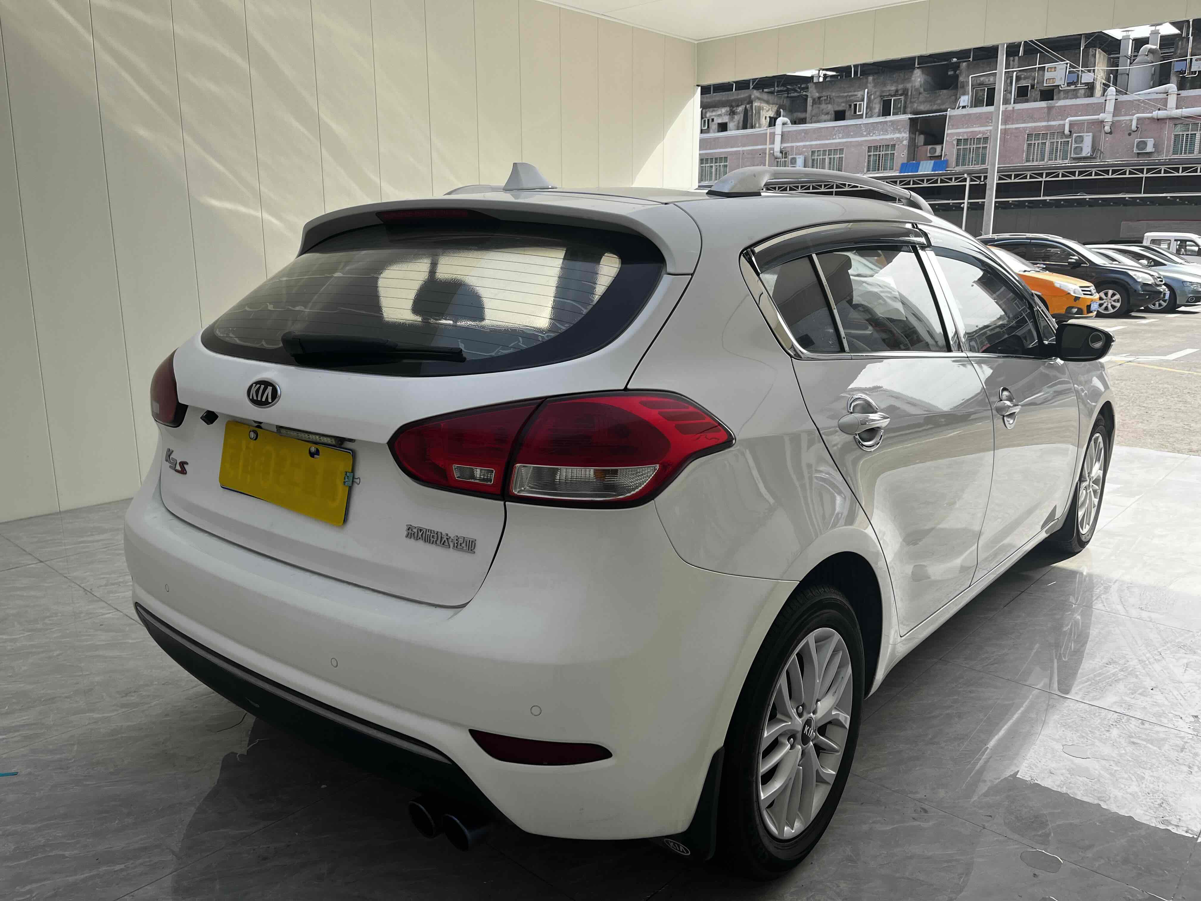 Kia Forte Koup 2015 صورة سيارة #10