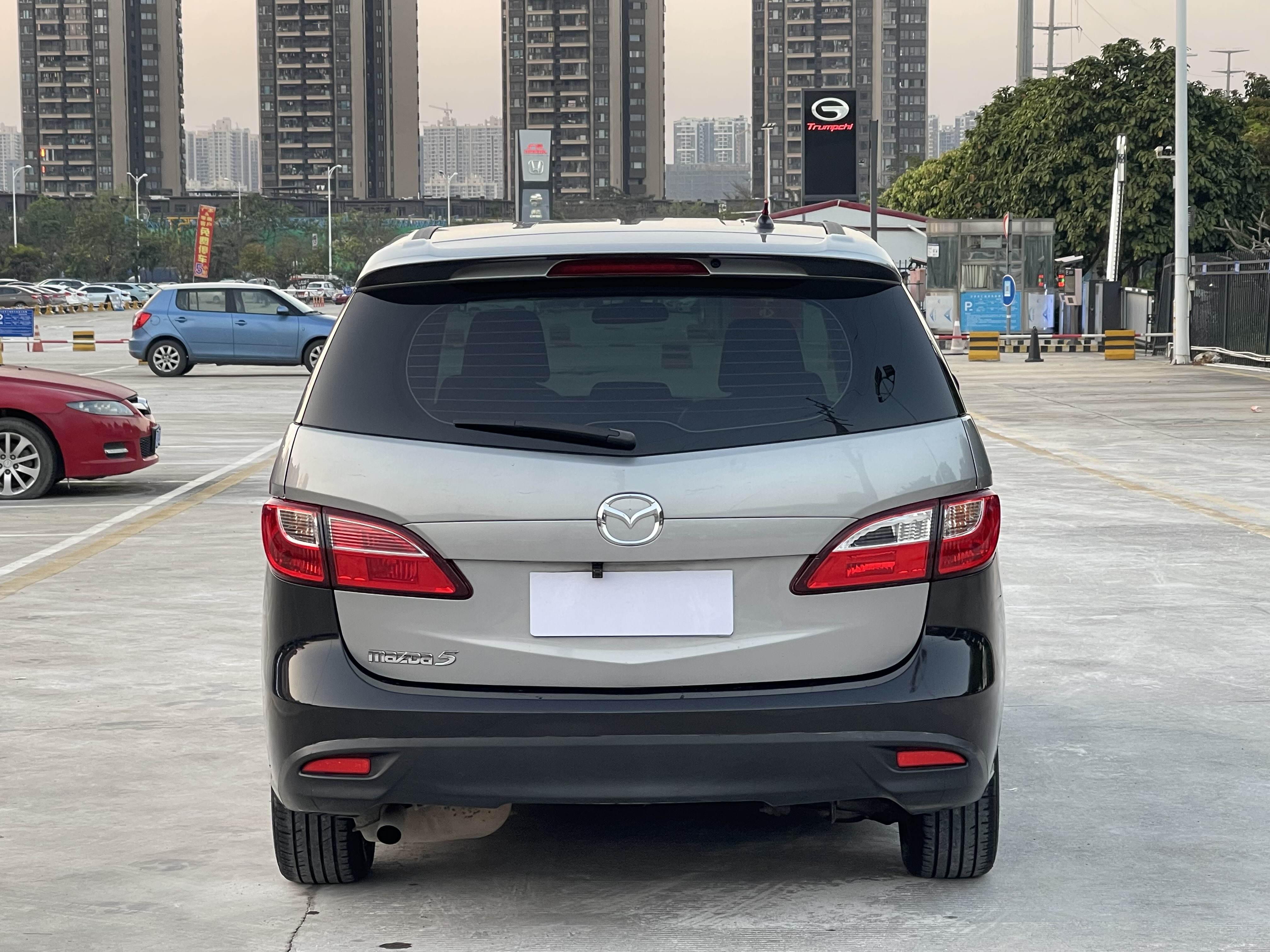 Mazda 5 2013 image de voiture #10