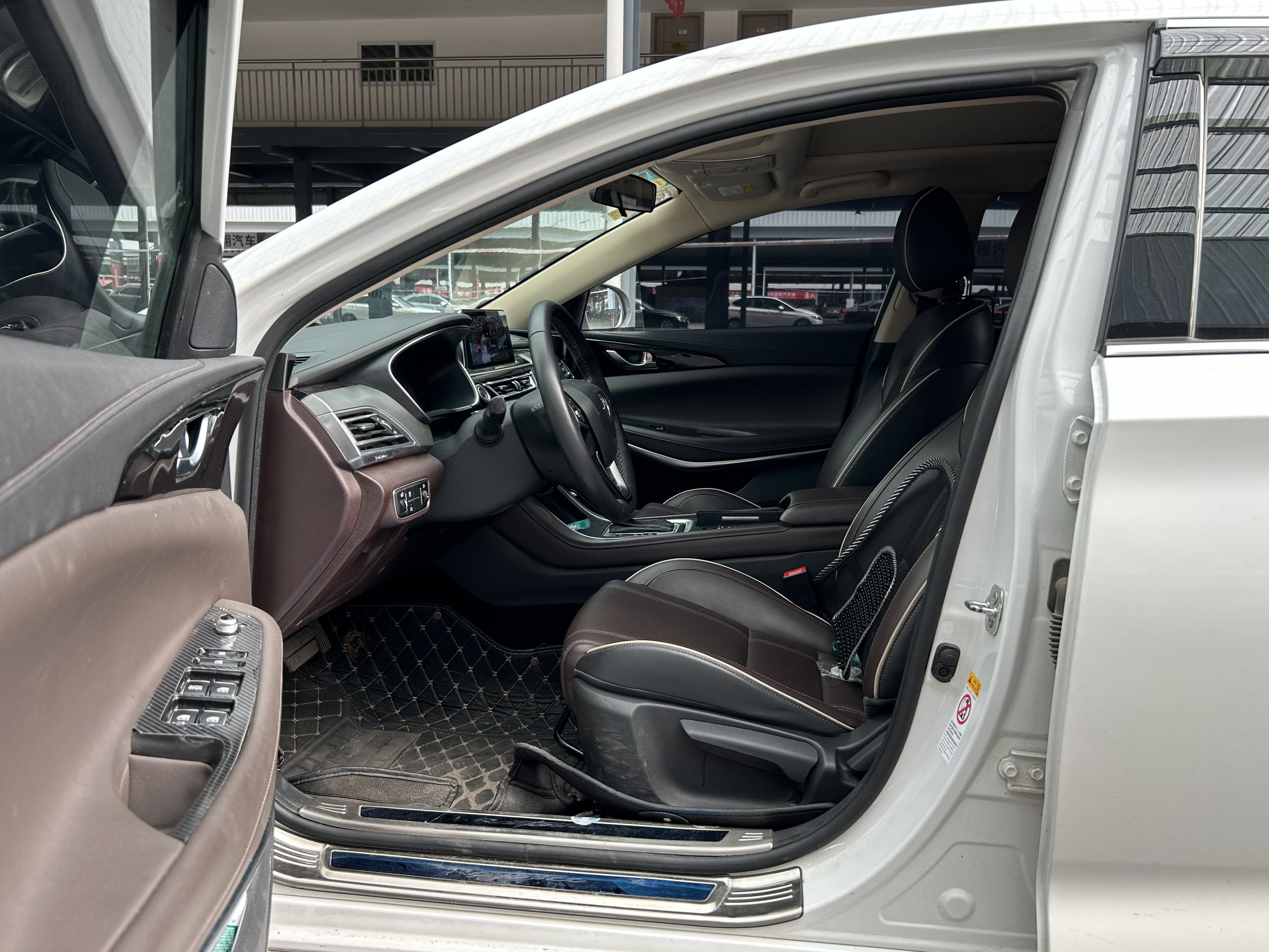 Changan Raeton 2018 car image #10