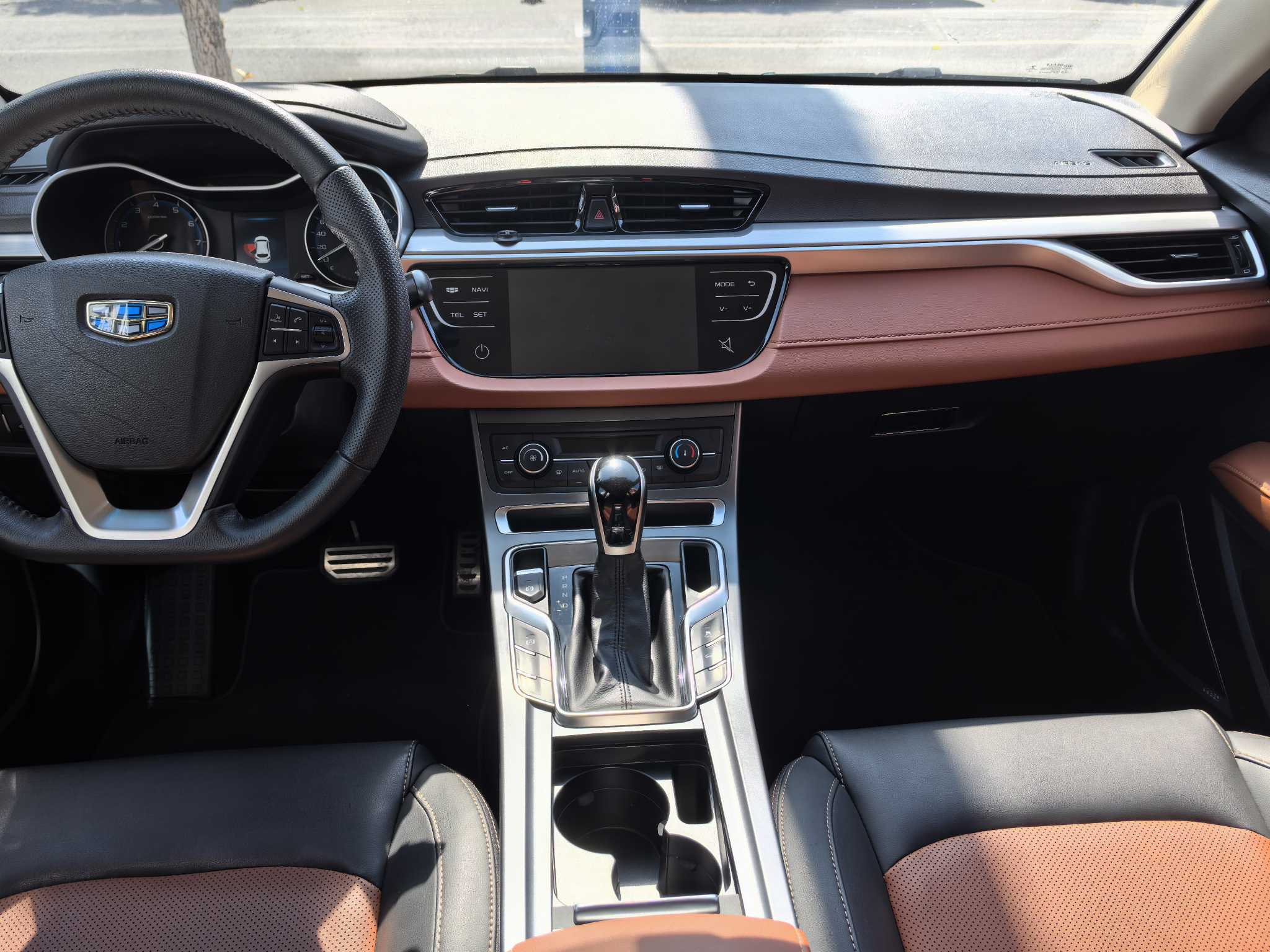 GEELY Vision S1 2019 car image #10