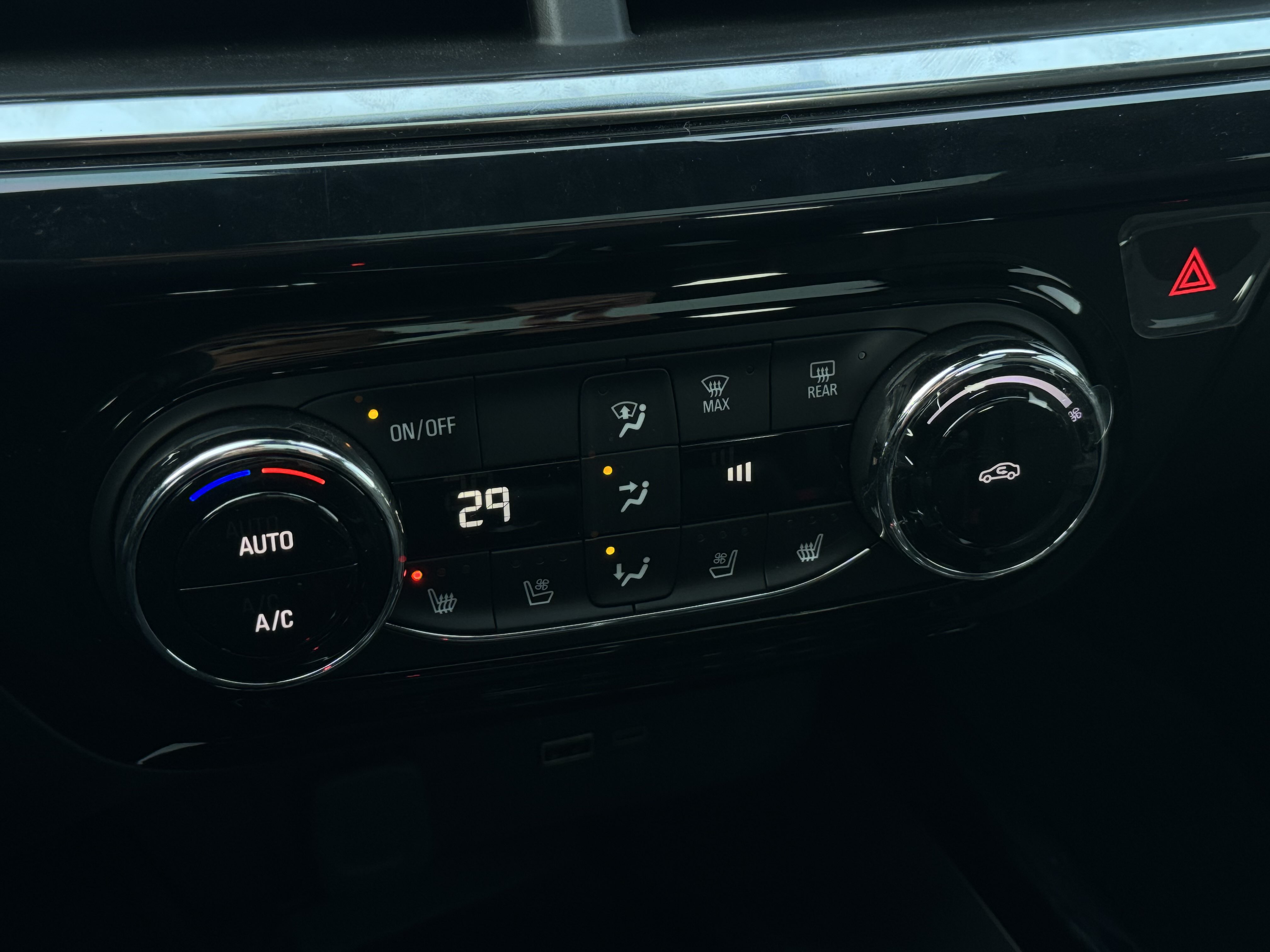 Mercedes-Benz Maybach S Class New Energy 2024 car image #10