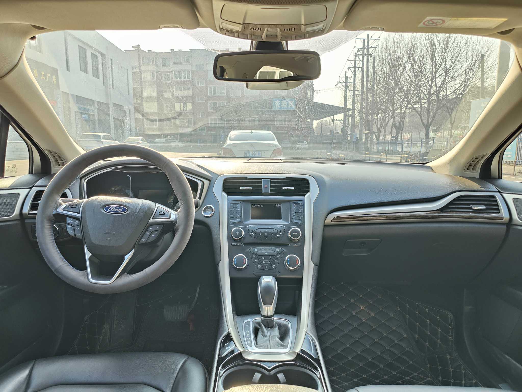 Ford Zhisheng 2014 #10 Ford Zhisheng 2014 car image #10