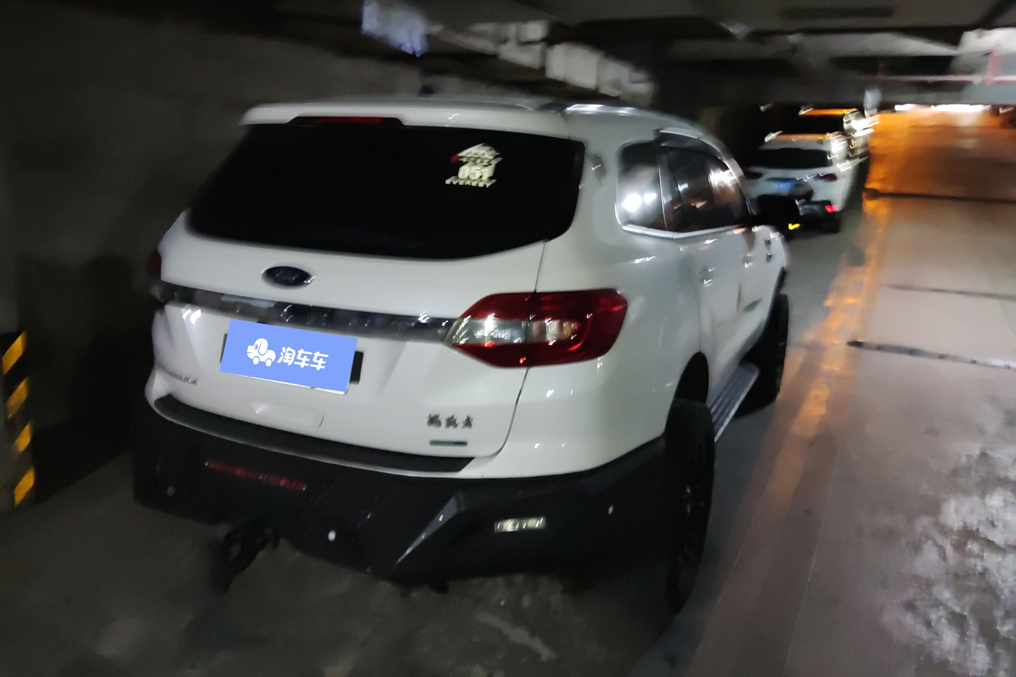 Ford Everest 2019 car image #10