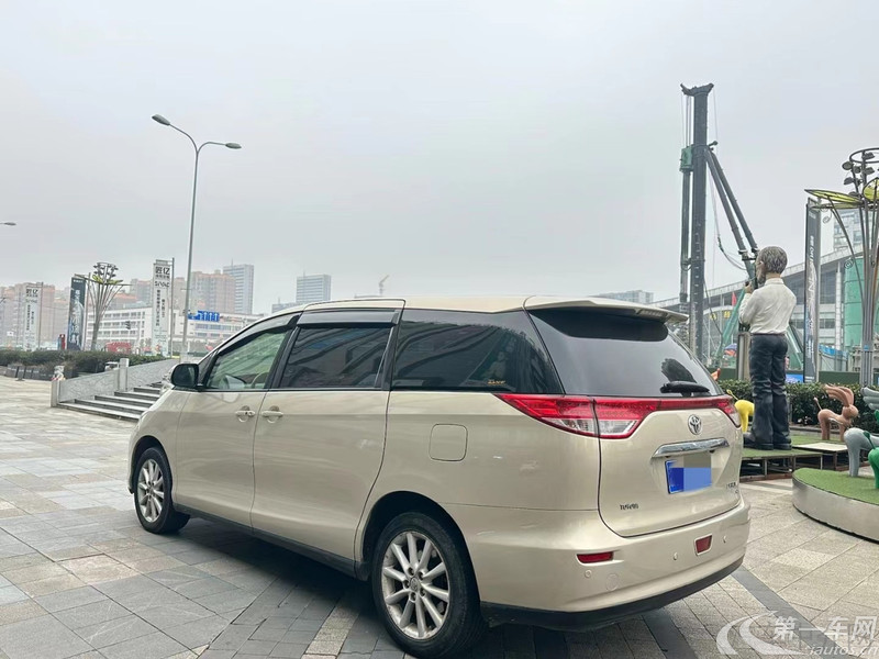 Toyota Previa 2010 car image #10