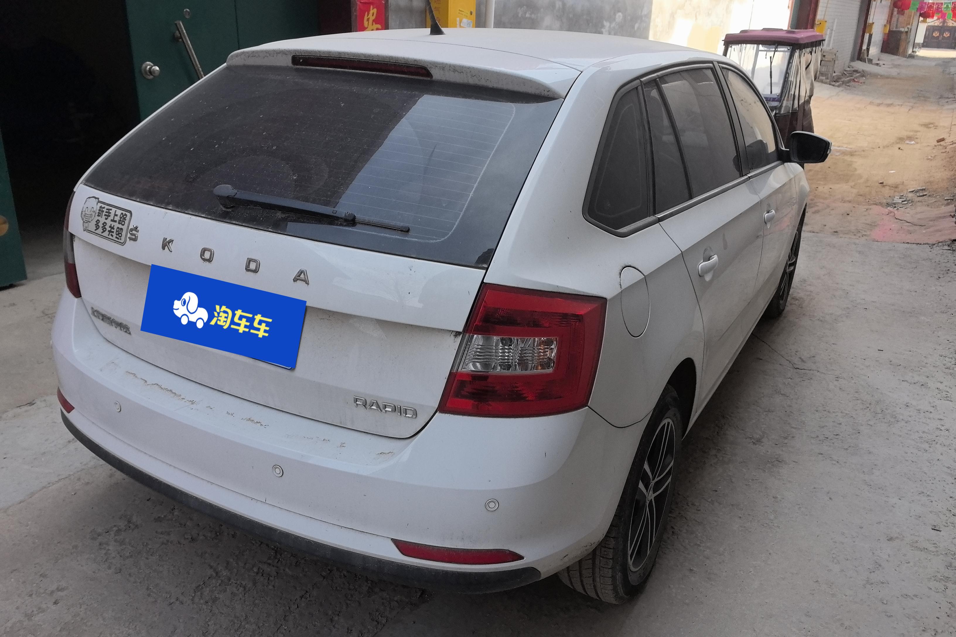 Skoda Rapid Spaceback 2019 immagine di auto #10