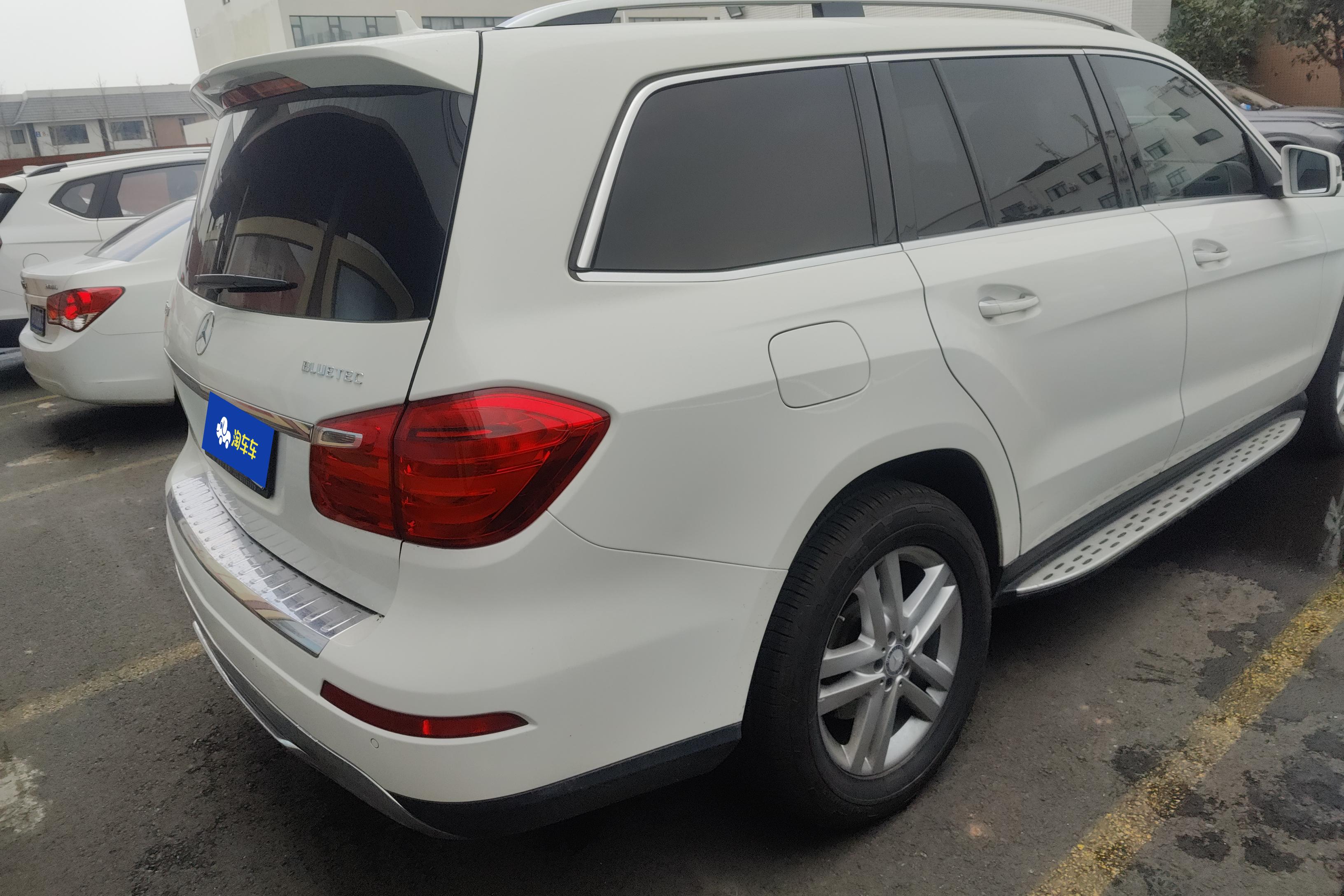 Mercedes-Benz GL Class 2015 car image #10