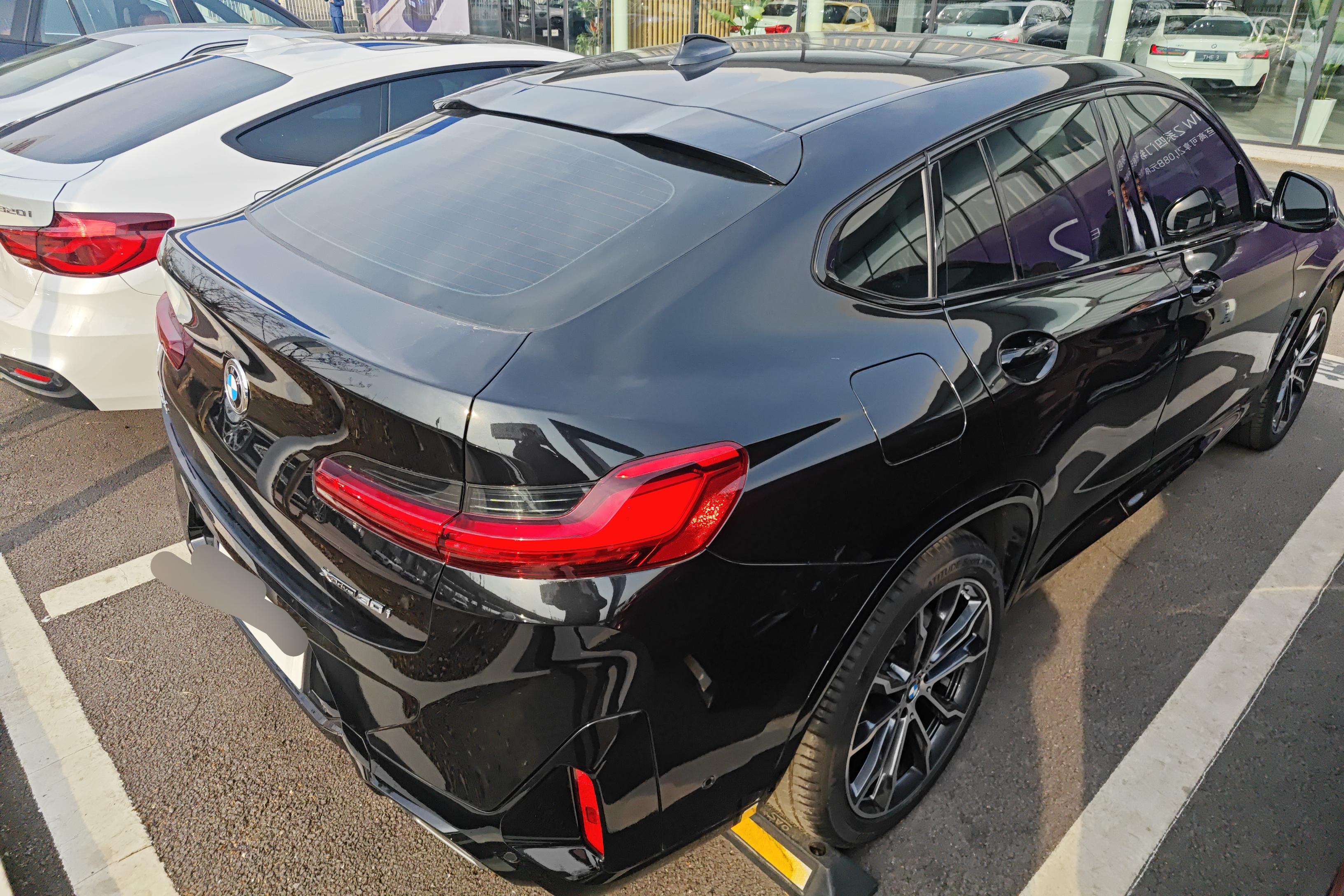 BMW X4 M40i 2023 #10 BMW X4 M40i 2023 car image #10