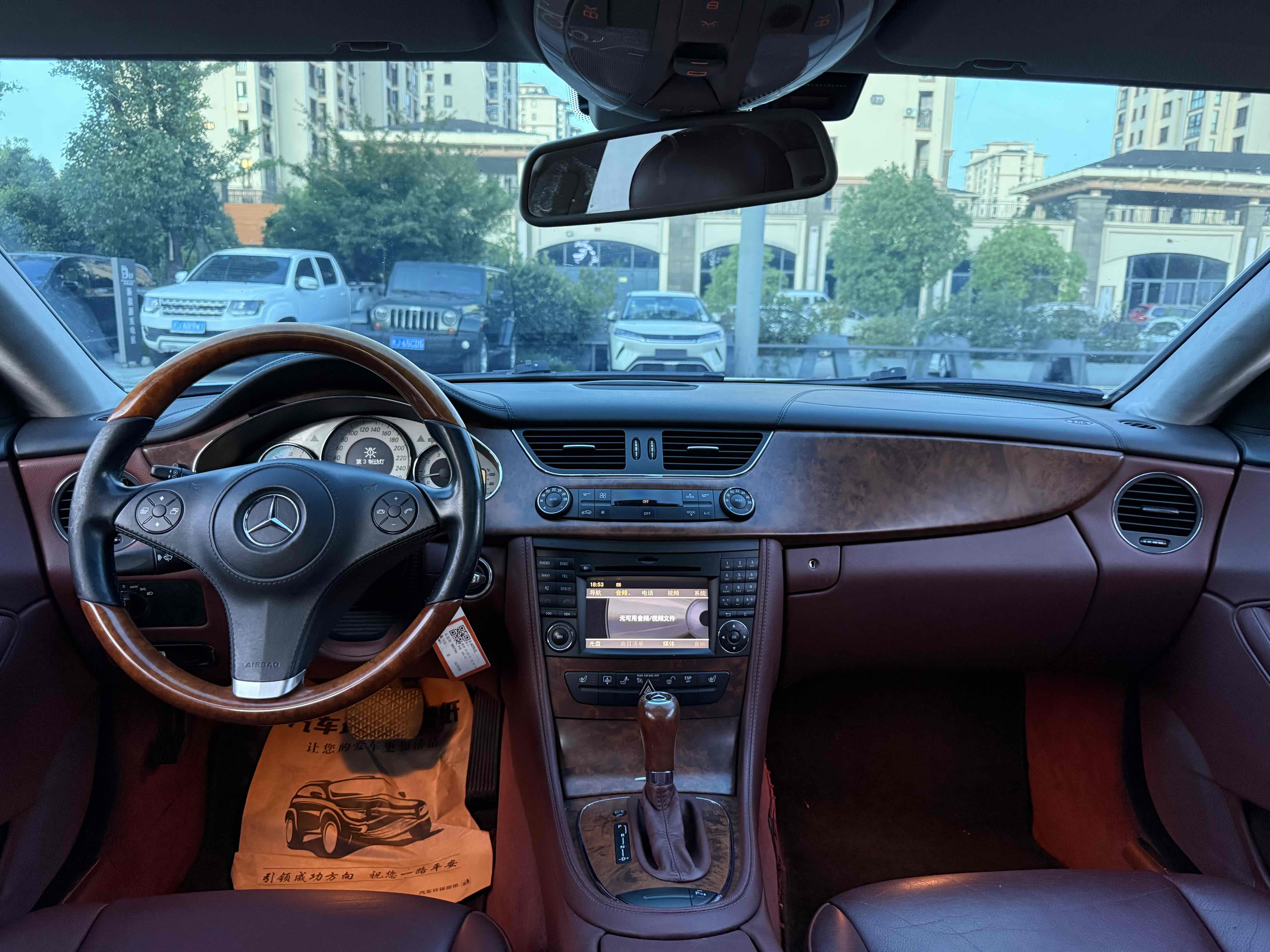 Mercedes-Benz CLS Class 2010 #10 Mercedes-Benz CLS Class 2010 car image #10