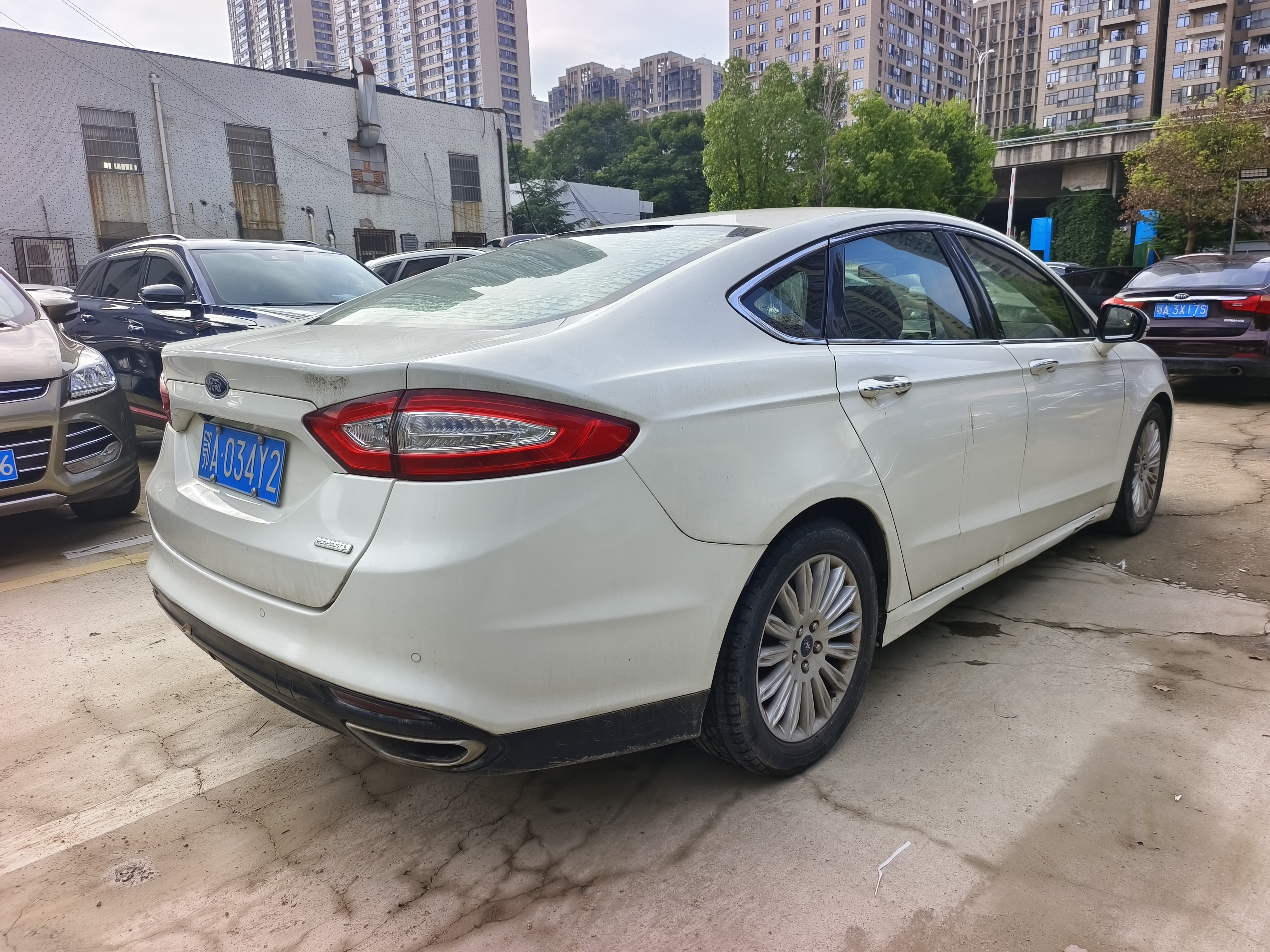Ford Zhisheng 2016 #10 Ford Zhisheng 2016 car image #10