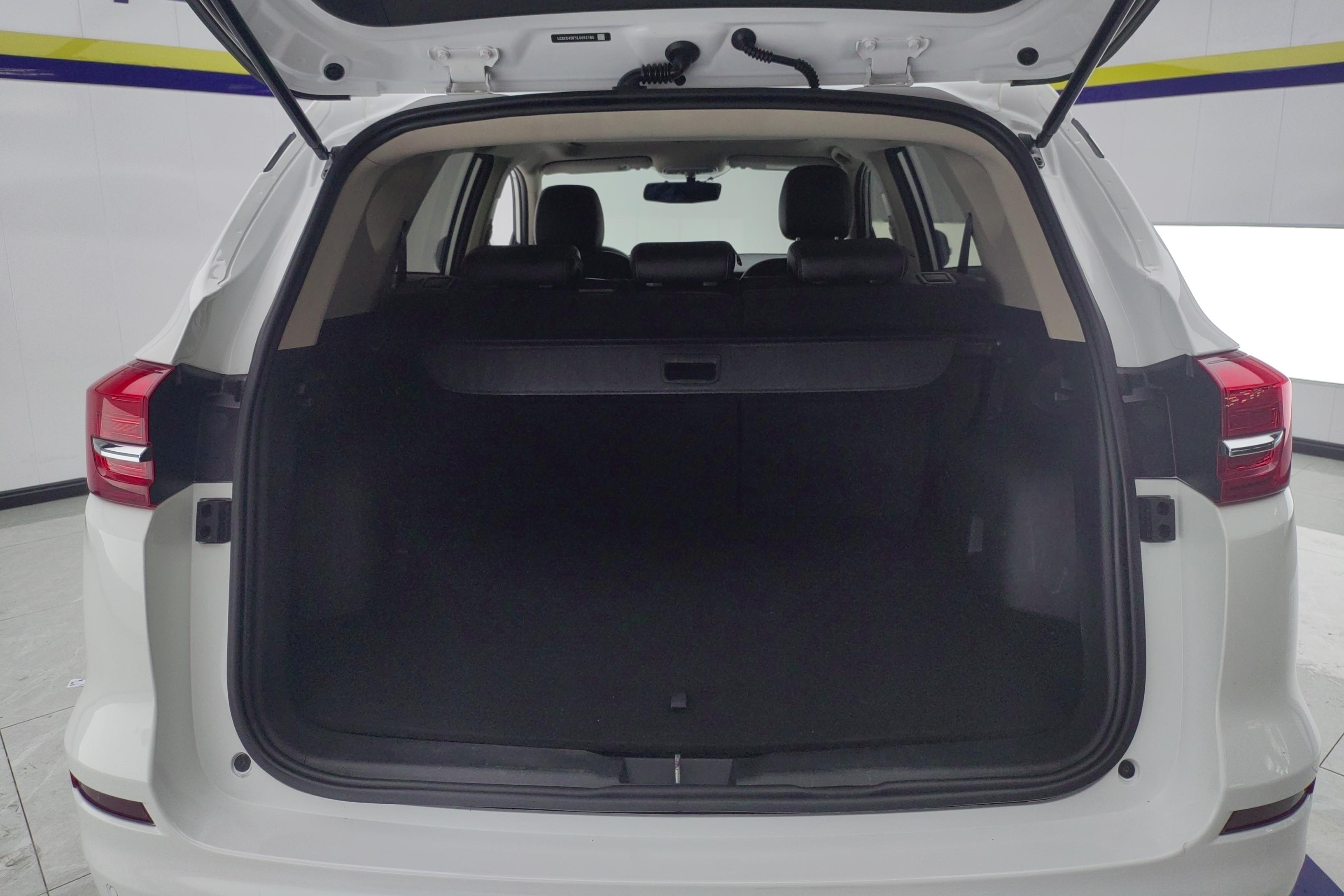 BYD Song 2020 #10 BYD Song 2020 car image #10