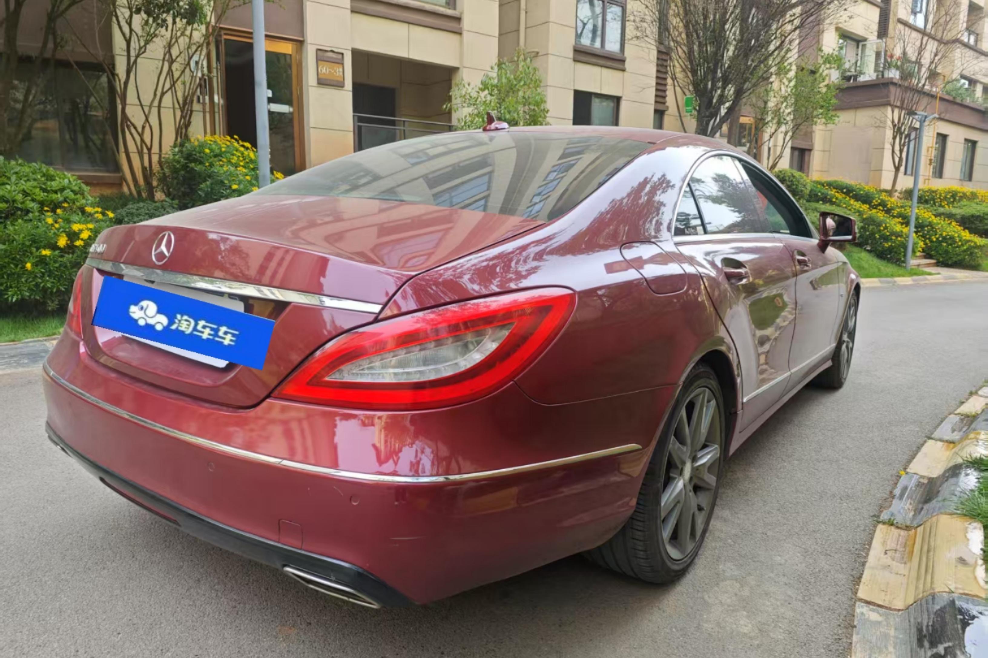 Mercedes-Benz CLS AMG 2012 صورة سيارة #10