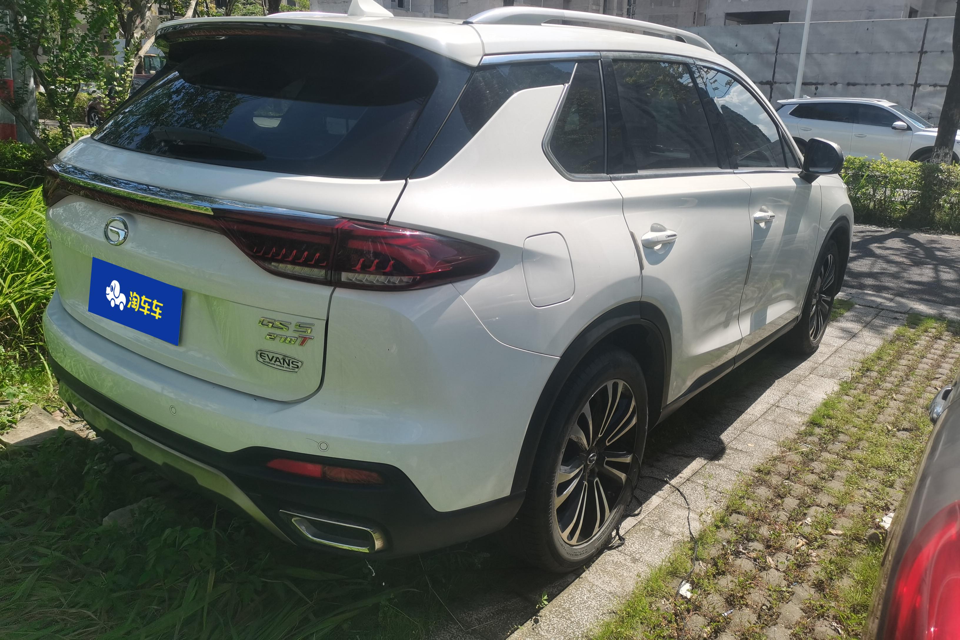 GAC Trumpchi GS5 2018 #10 GAC Trumpchi GS5 2018 car image #10