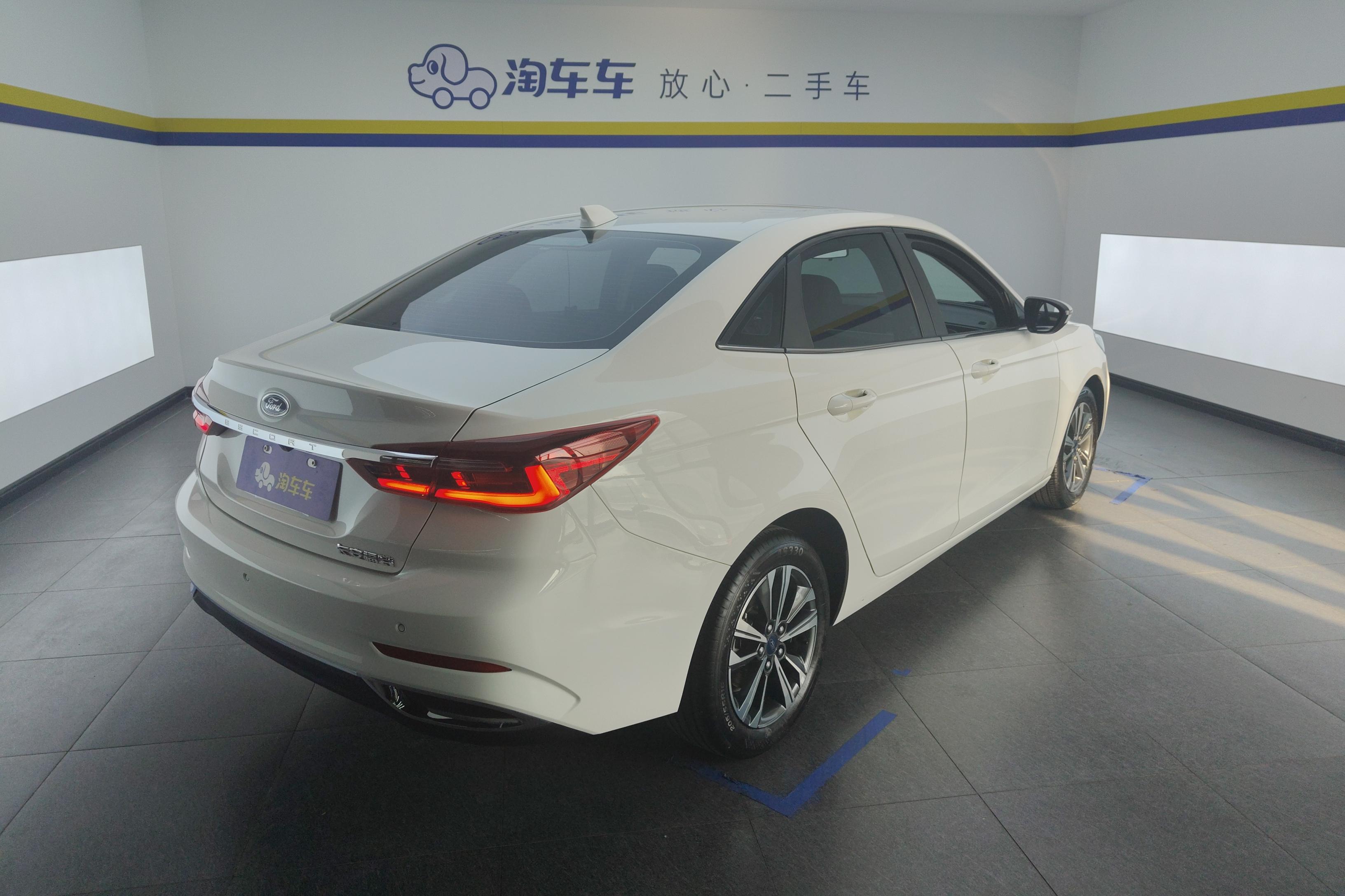 Ford Escort 2022 imagem de carro #10