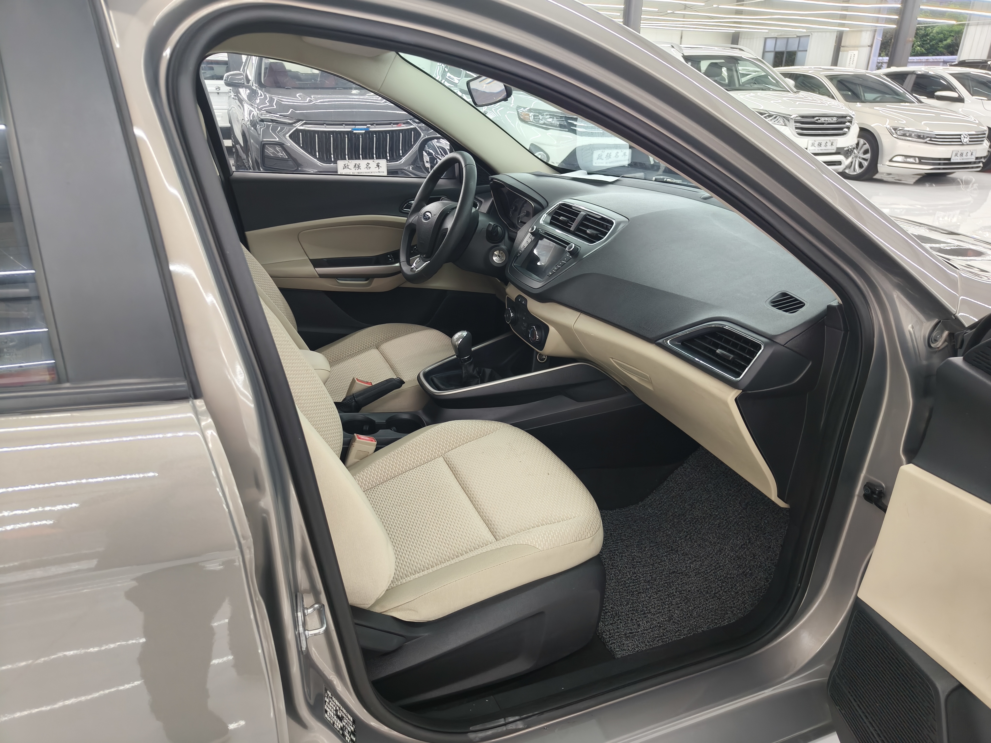 Ford Escort 2016 immagine di auto #10