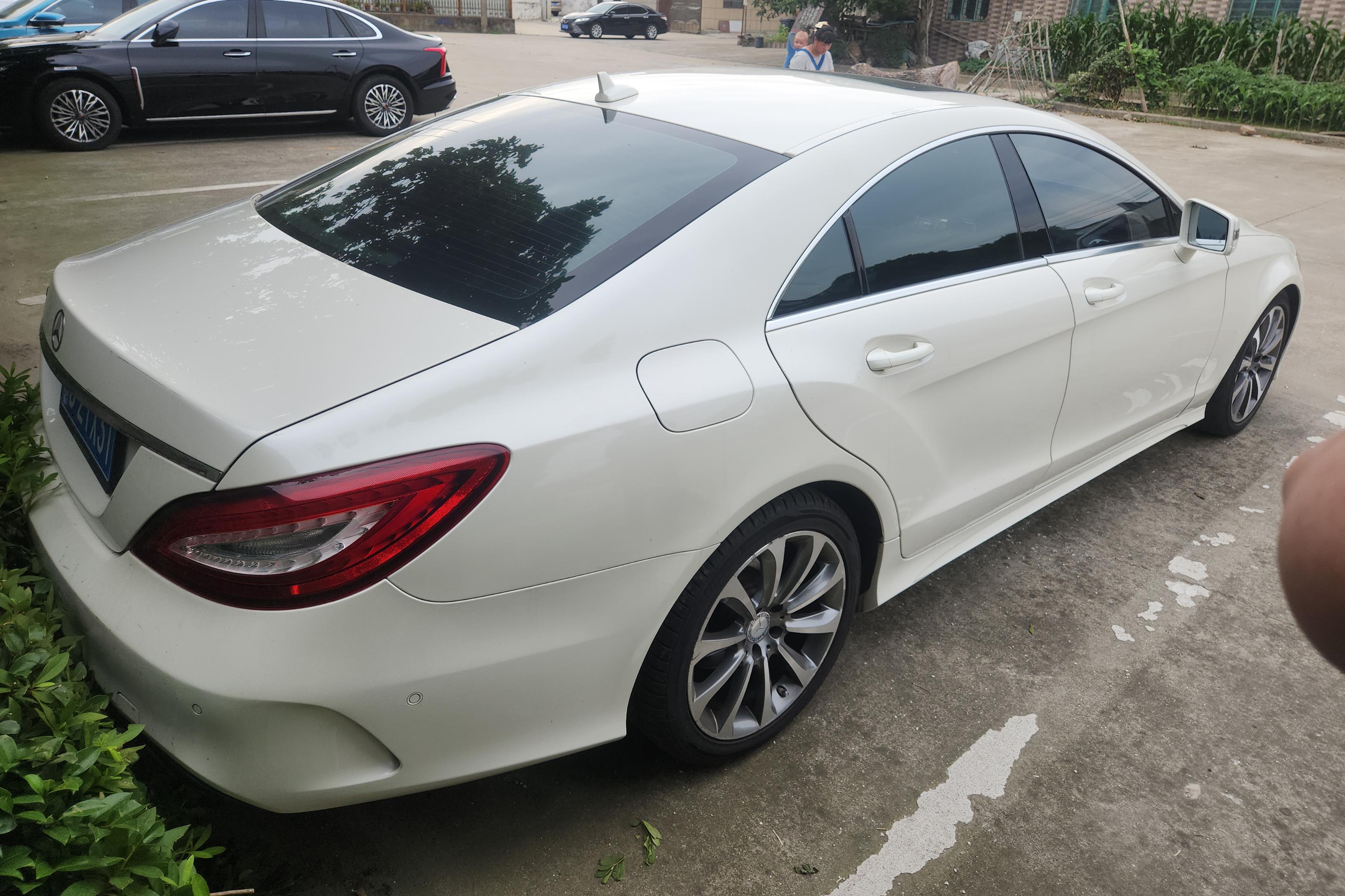 Mercedes-Benz CLS Class 2015 car image #10