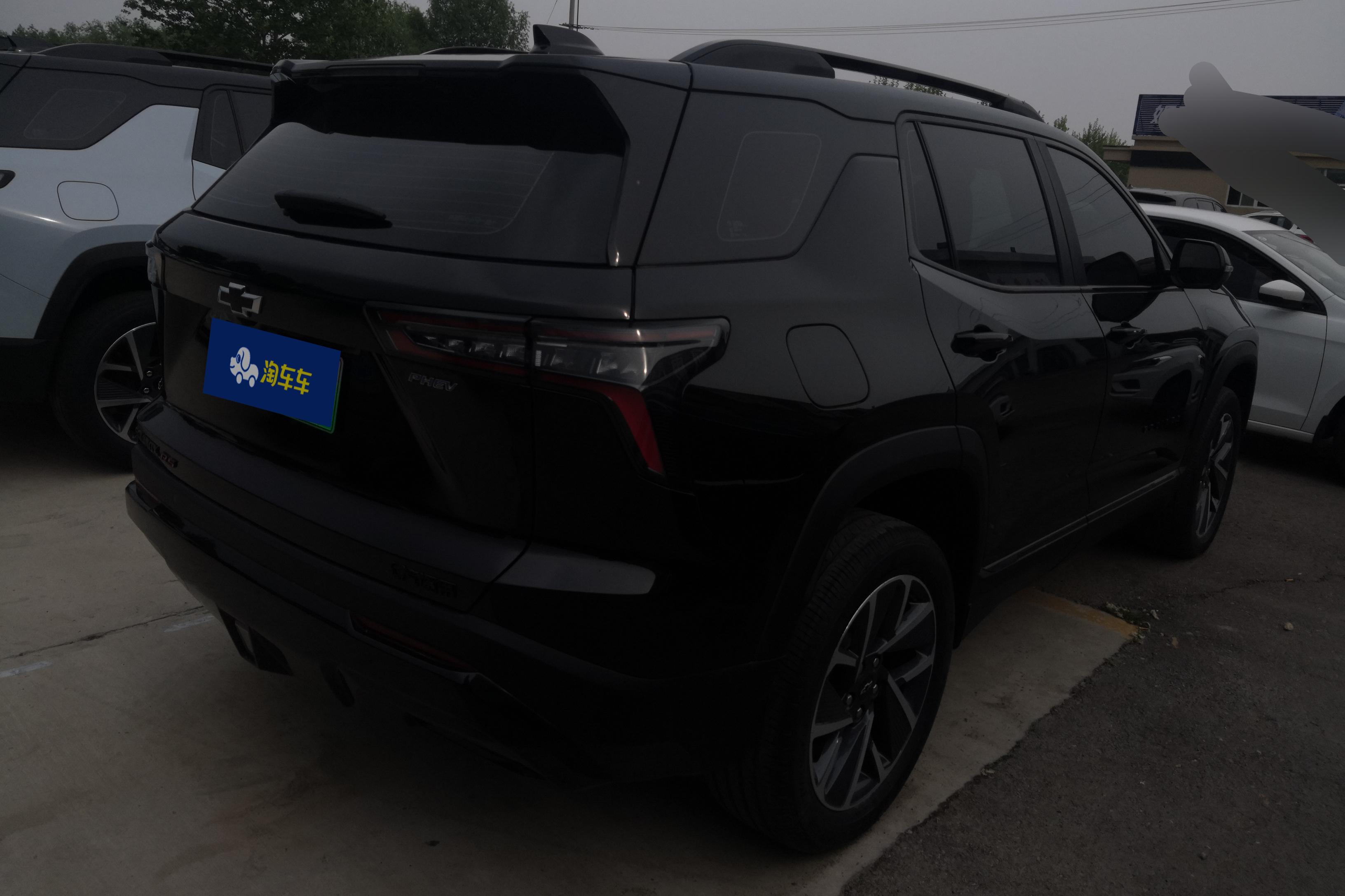 Chevrolet Equinox Plus 2024 car image #10