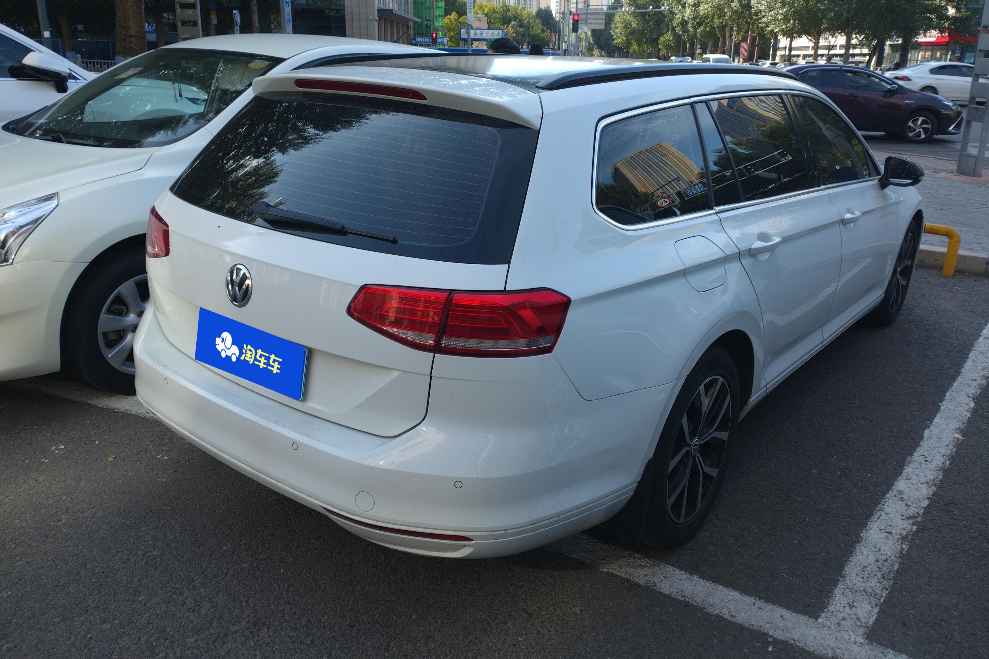 Volkswagen Passat Variant 2017 immagine di auto #10