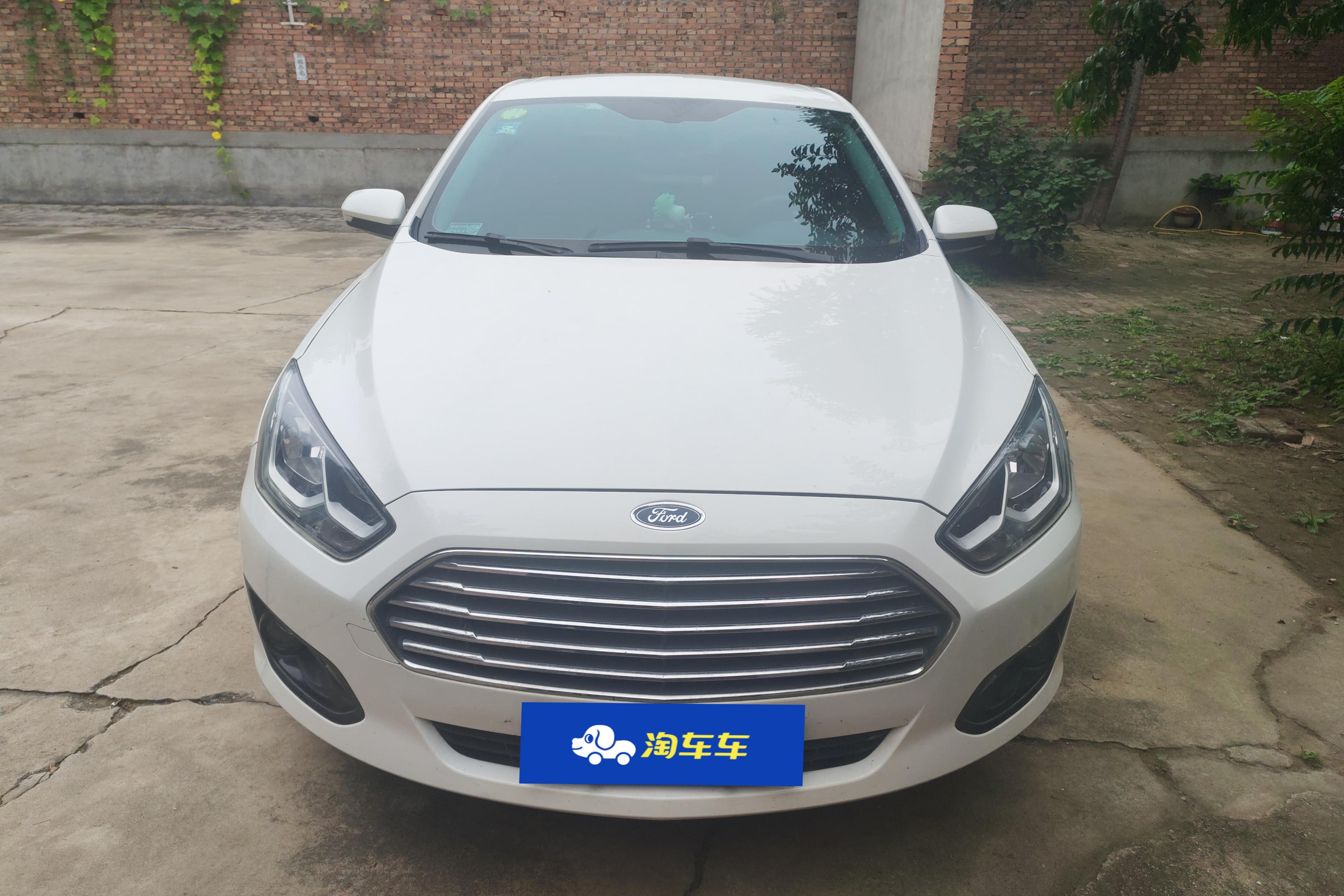 Ford Escort 2017 #10 Ford Escort 2017 immagine di auto #10