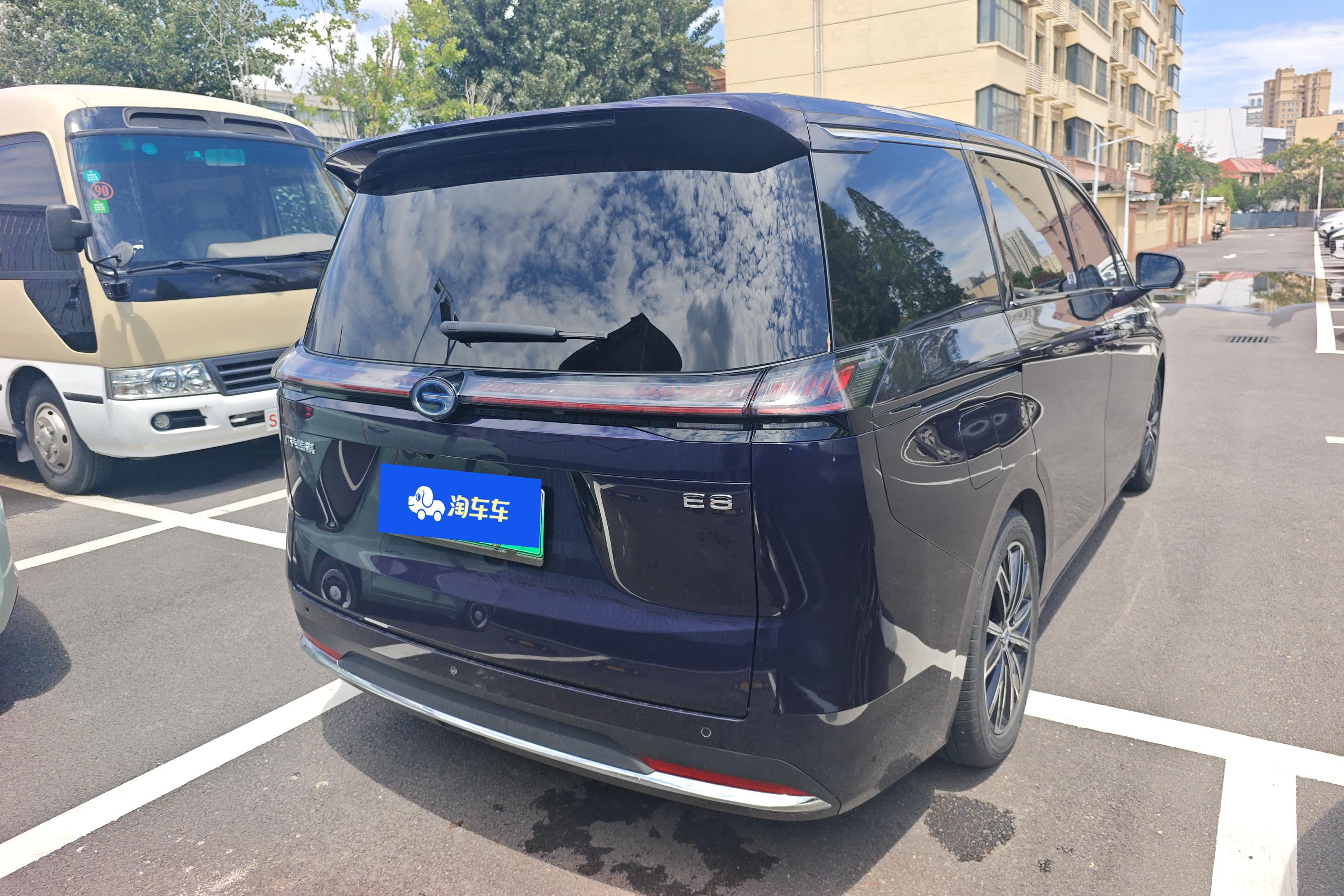 GAC Trumpchi E8 2023 car image #10