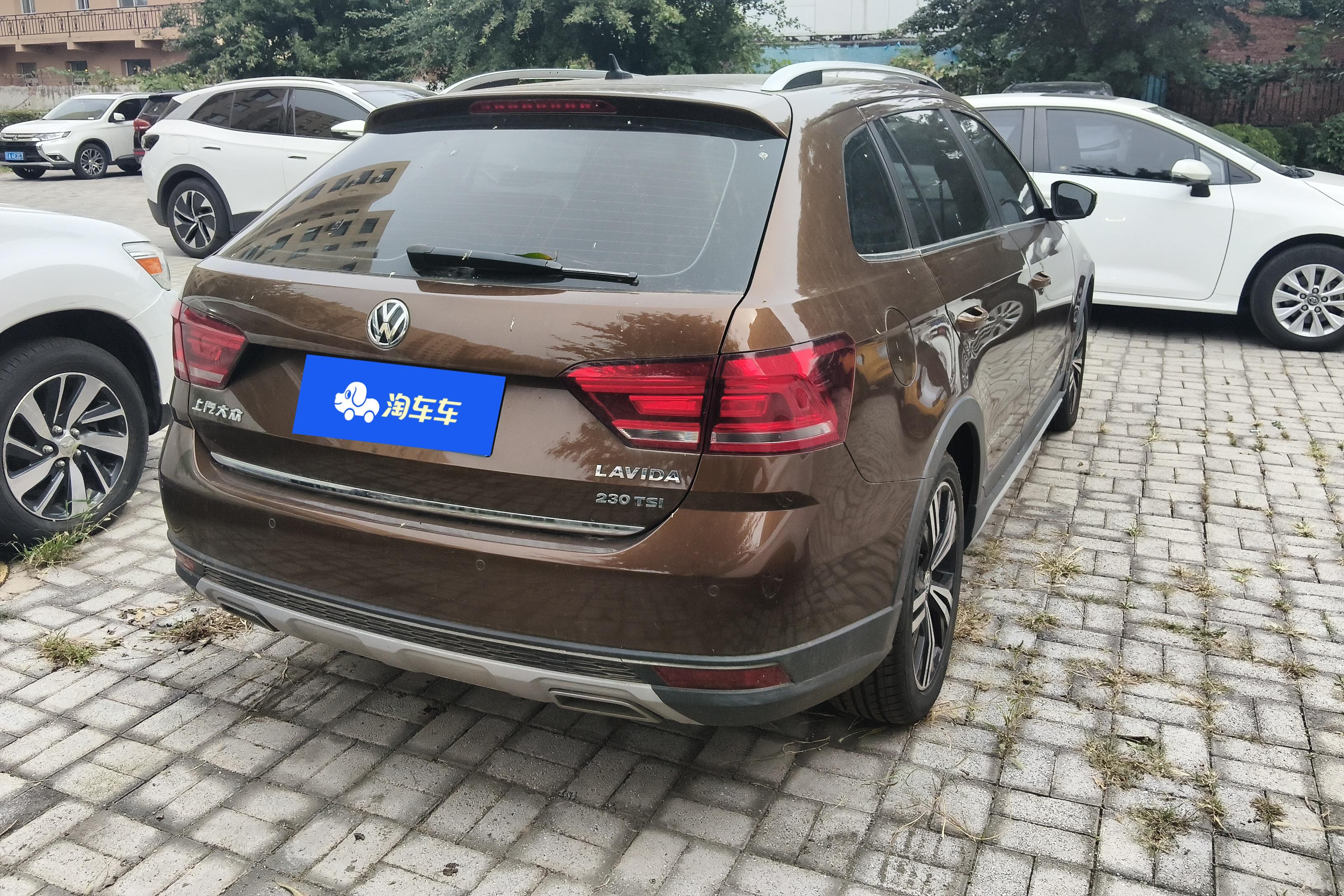 Volkswagen Cross Lavida 2017 immagine di auto #10