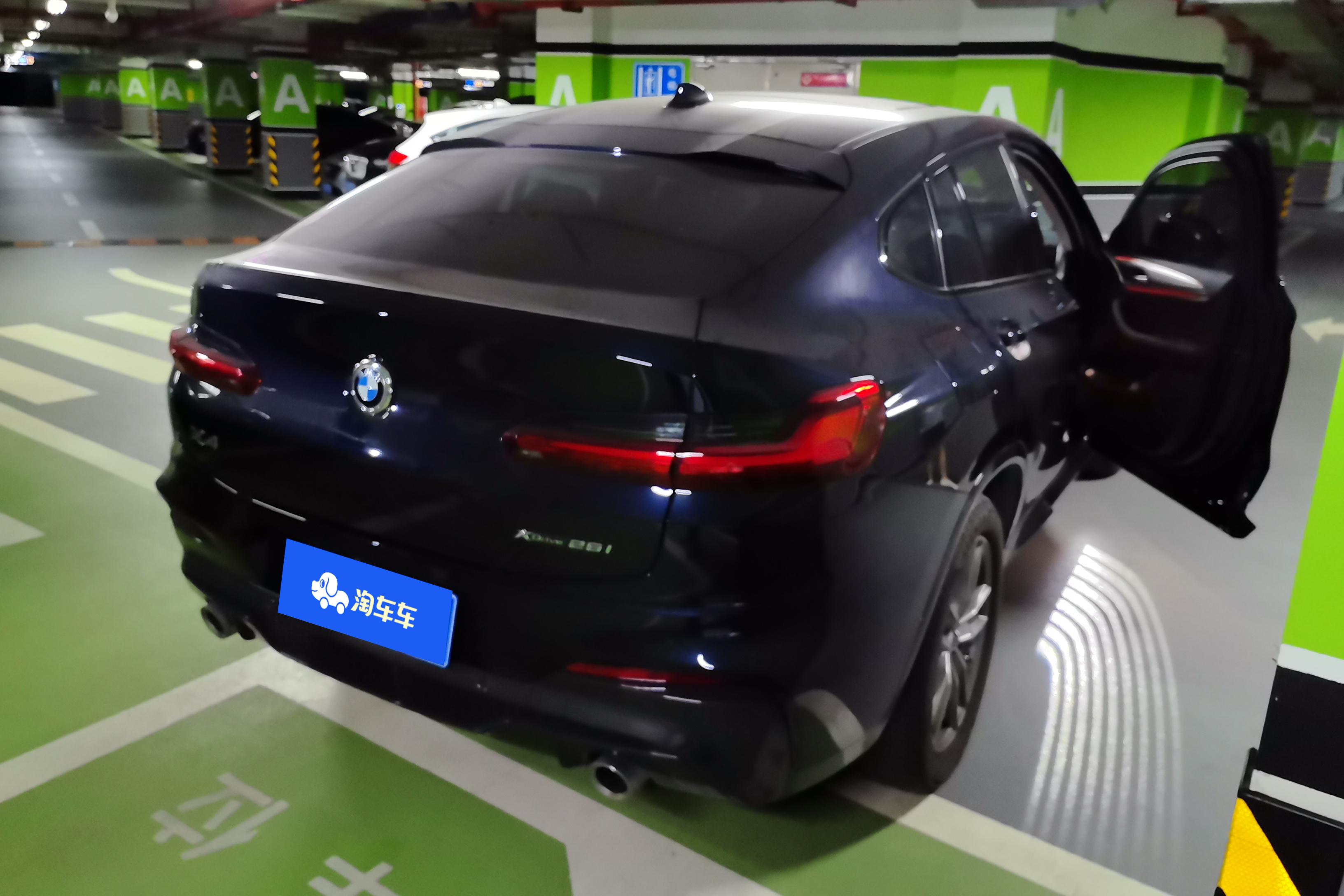 BMW X4 M40i 2024 #10 BMW X4 M40i 2024 car image #10