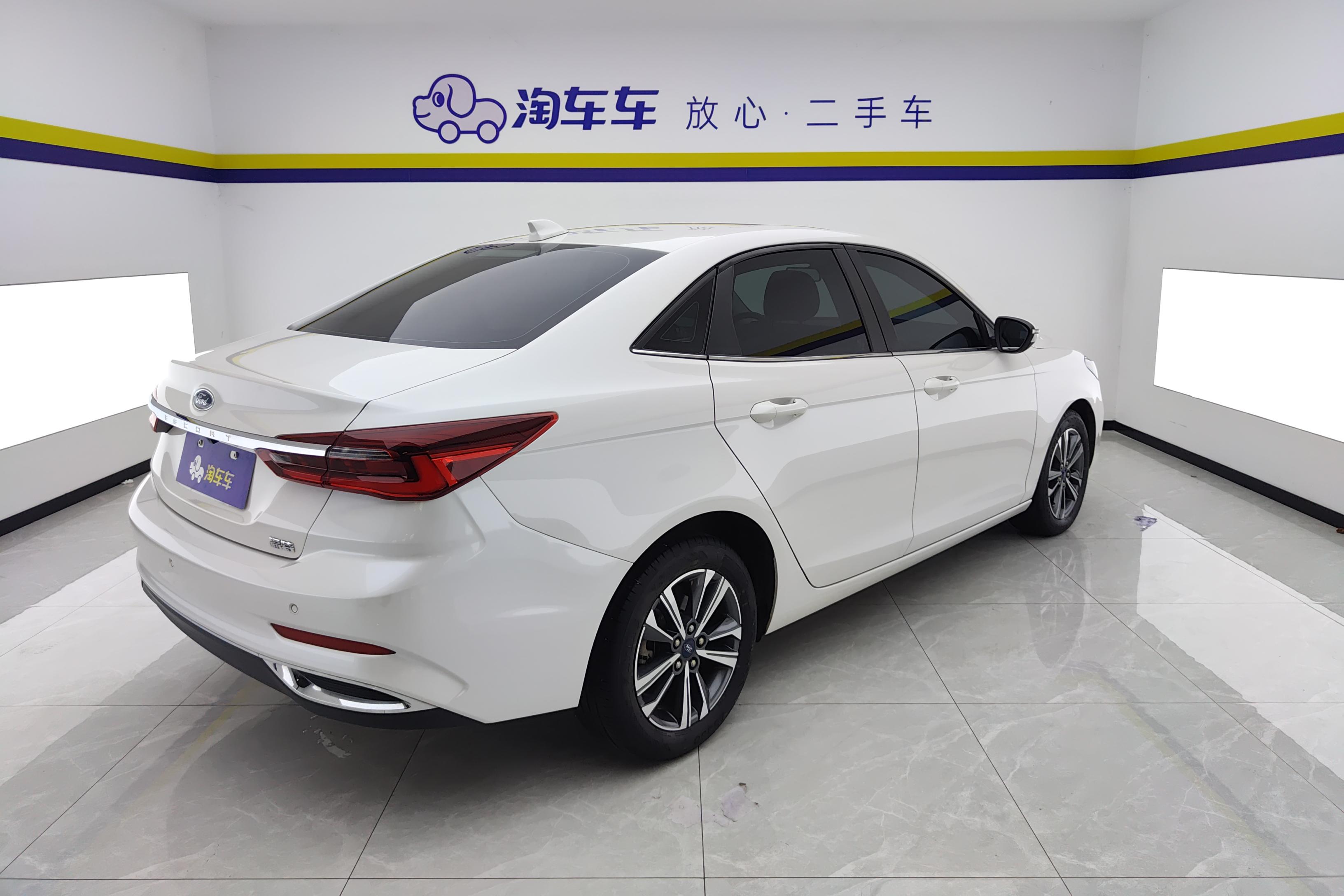 Ford Escort 2021 #10 Ford Escort 2021 immagine di auto #10