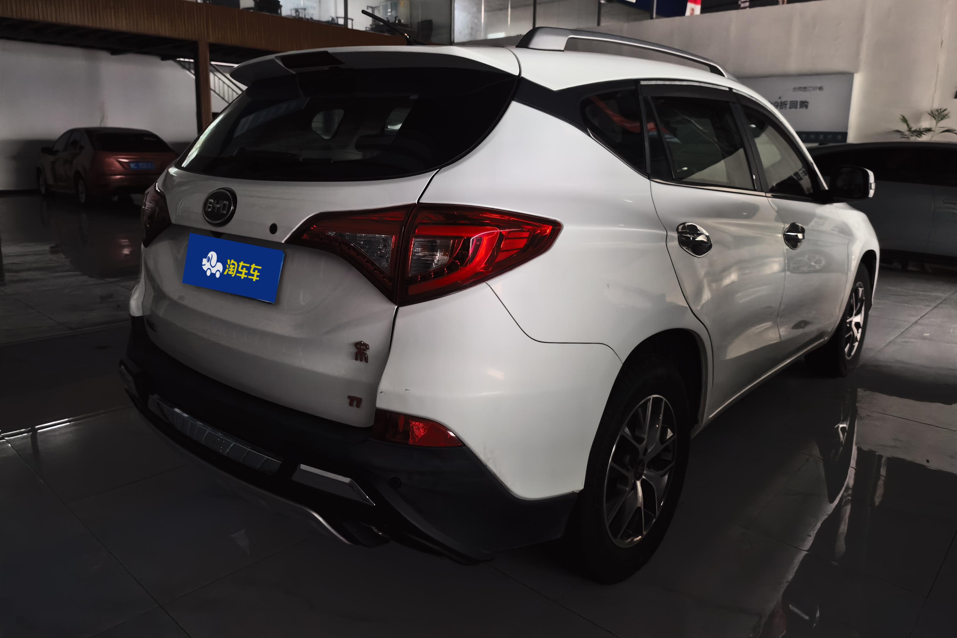 BYD Song 2017 car image #10