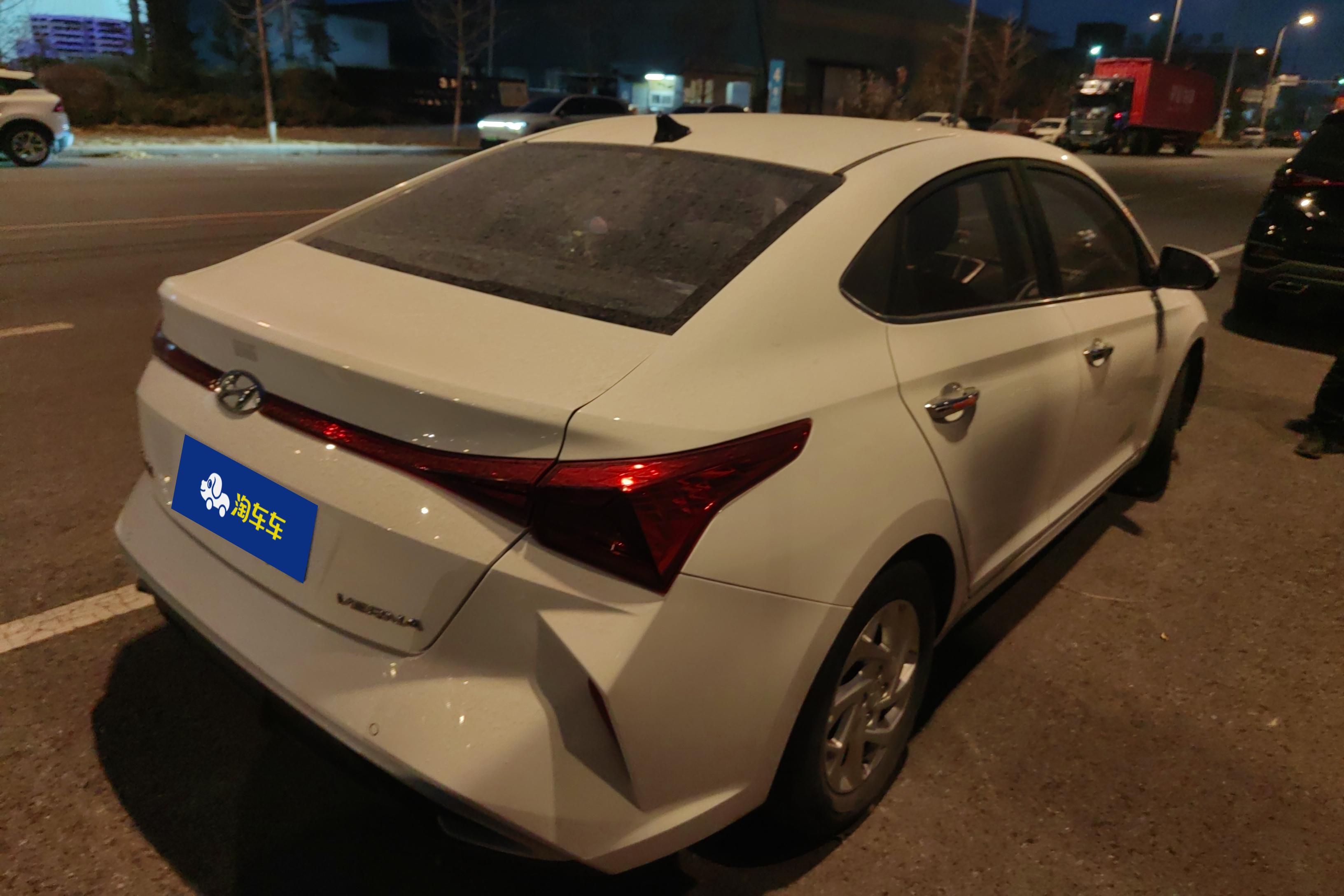 Hyundai Verna 2021 car image #10