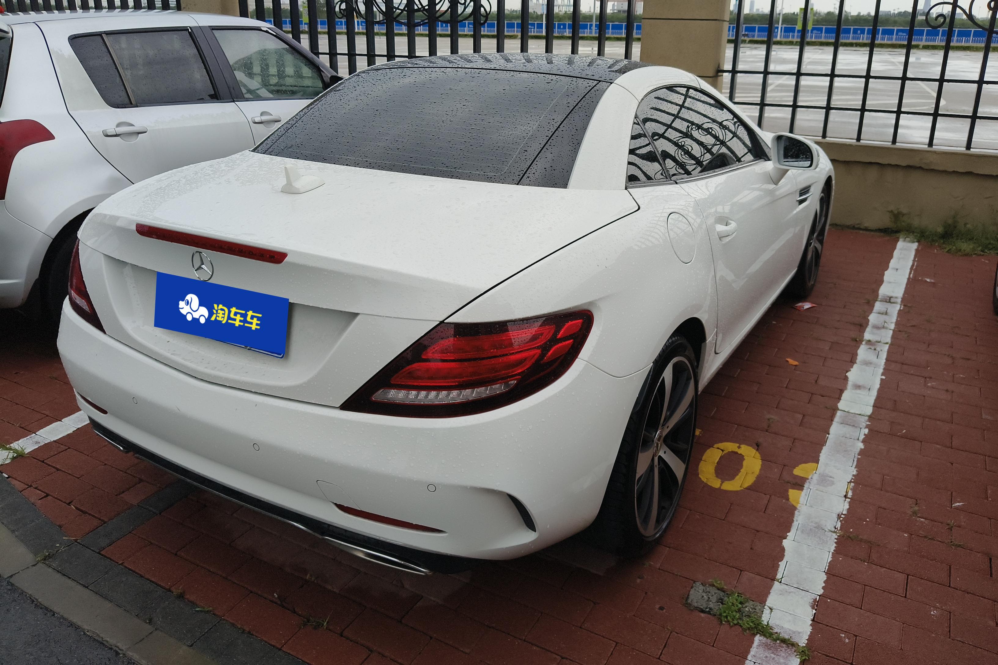 Mercedes-Benz SLC Class 2017 car image #10