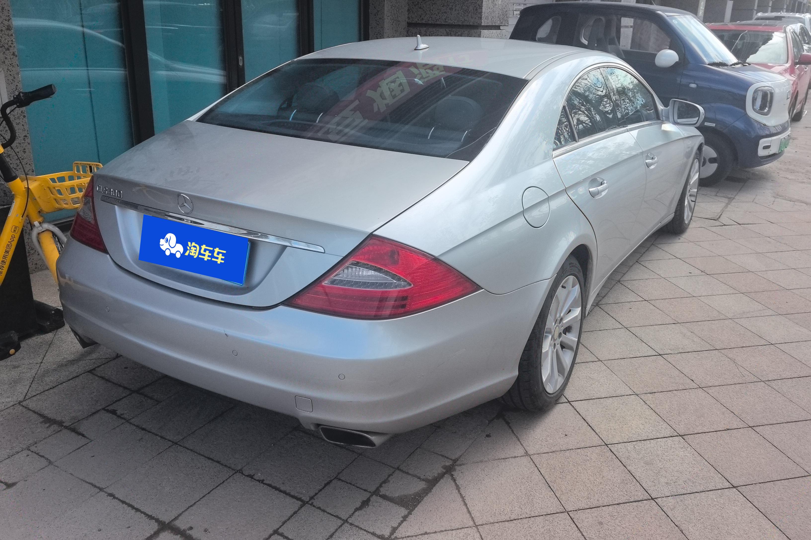 Mercedes-Benz CLS AMG 2010 car image #10